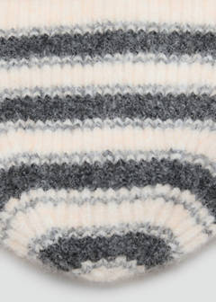 Striped knit hat — Sand 3