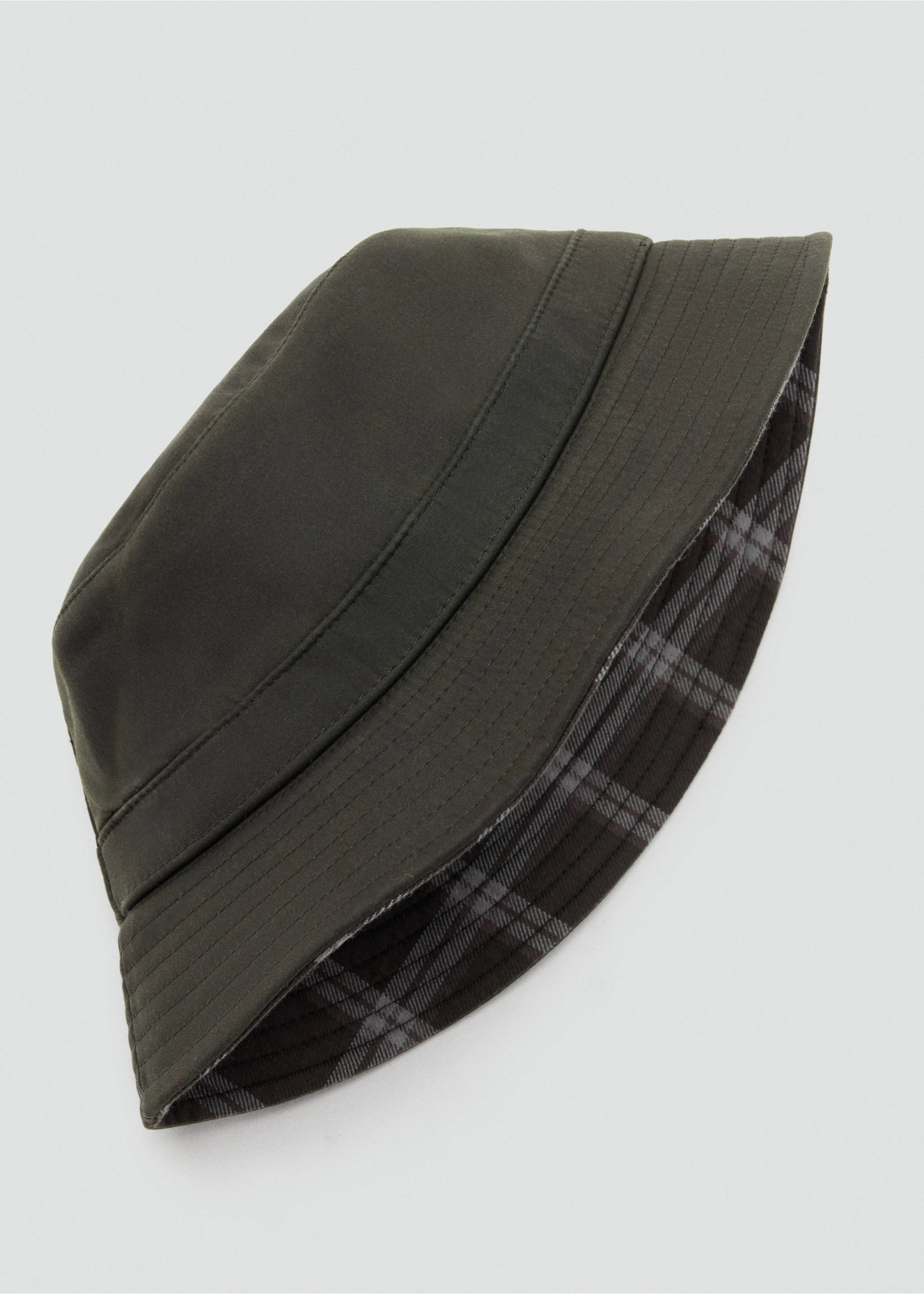 Dark green bucket hat with a plaid inner lining in brown and grey., Khaki. Ref: 37067902-00.