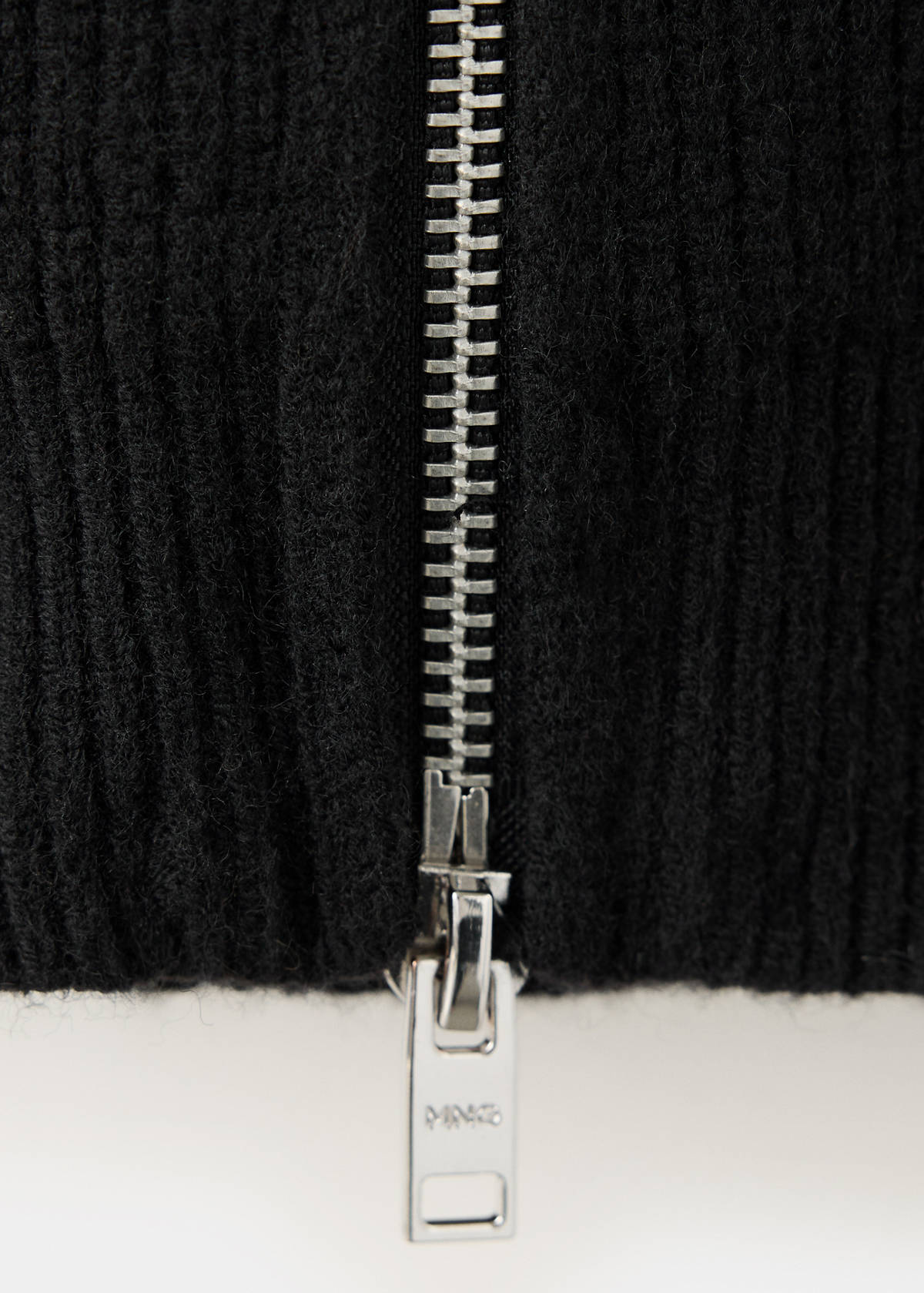 Wool-blend ribbed cardigan — Black