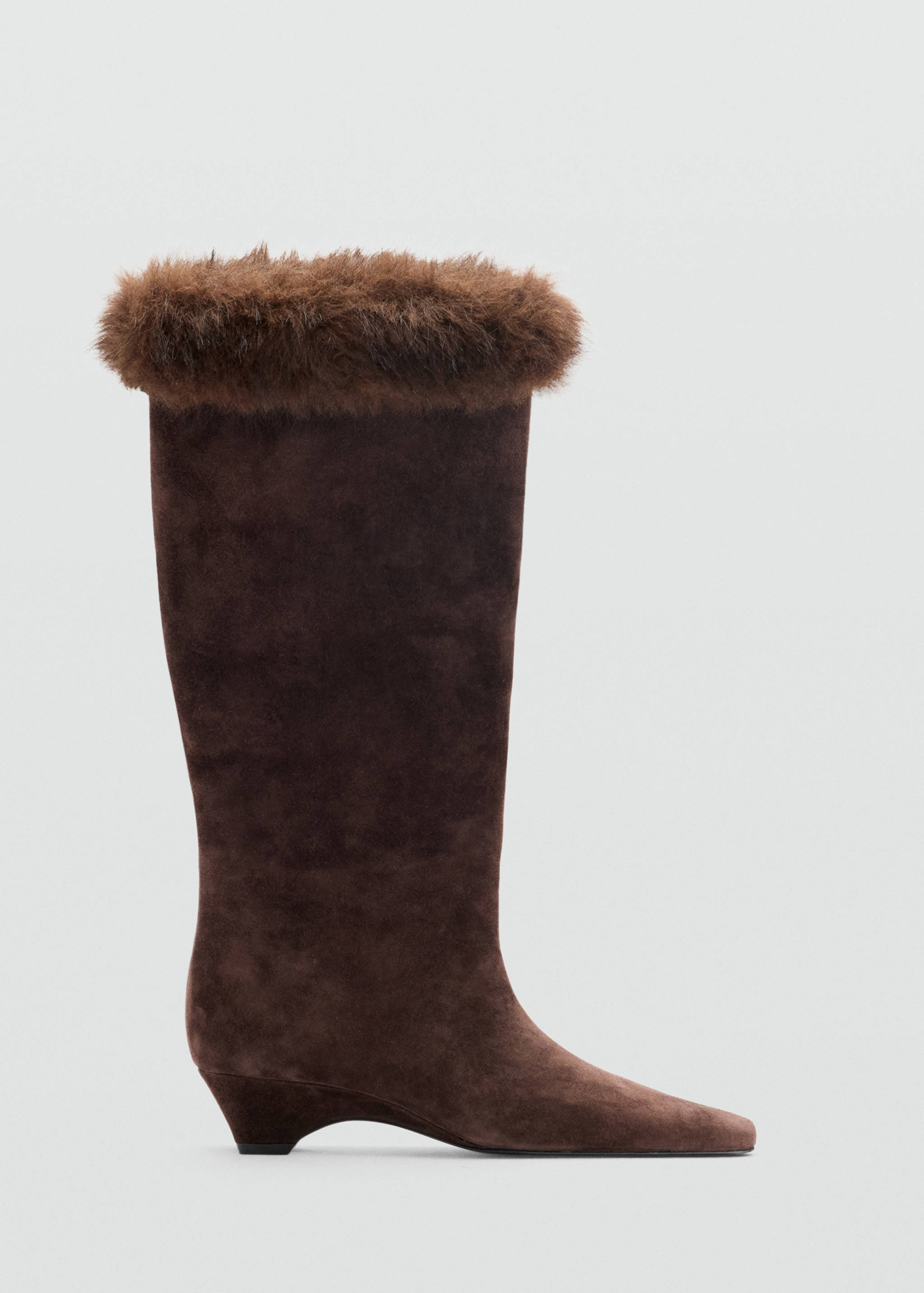 Suede boot with fur trim - Article without model