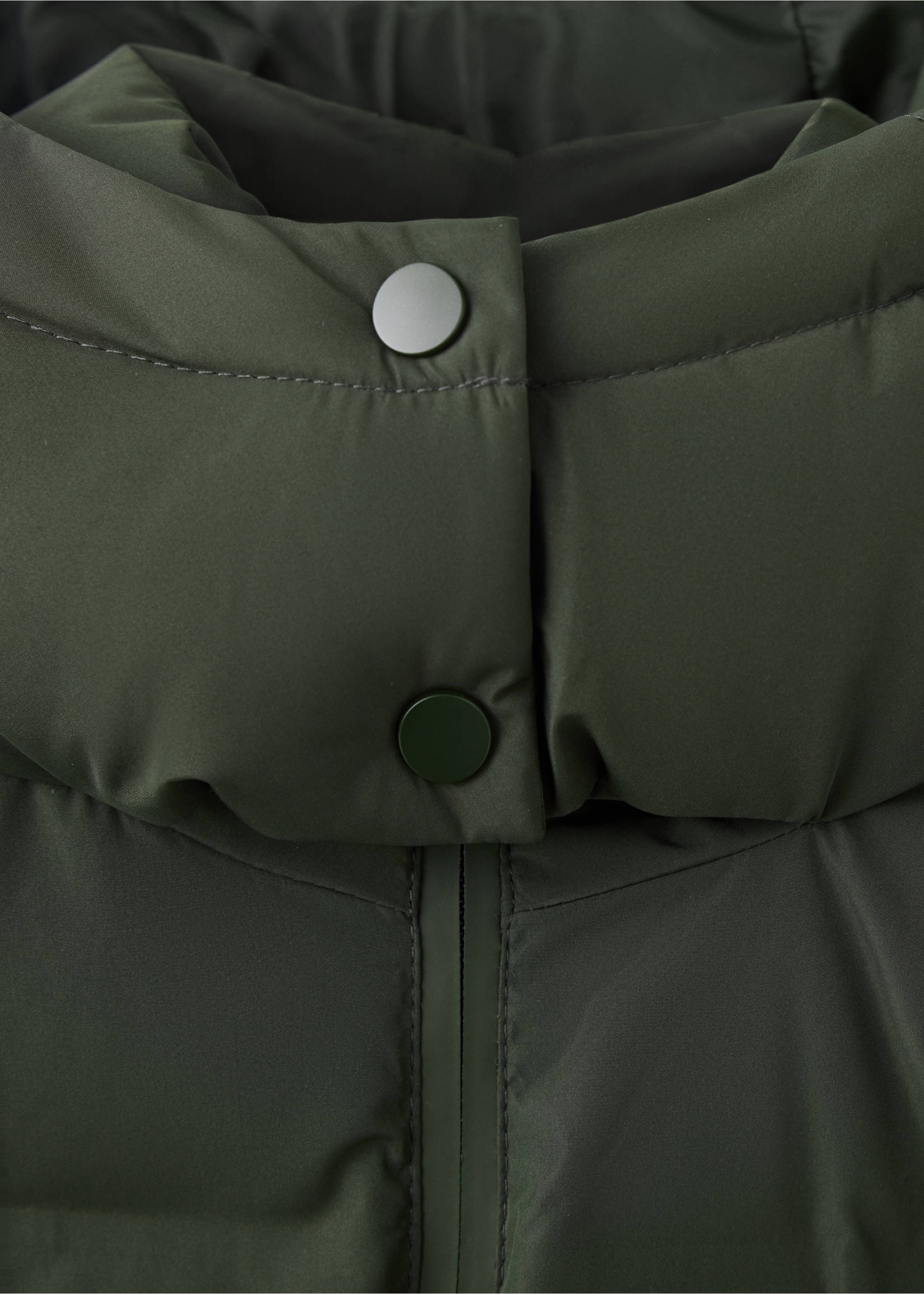 Hood puffer coat - Details of the article 8, Khaki. Ref: 37068262-00.