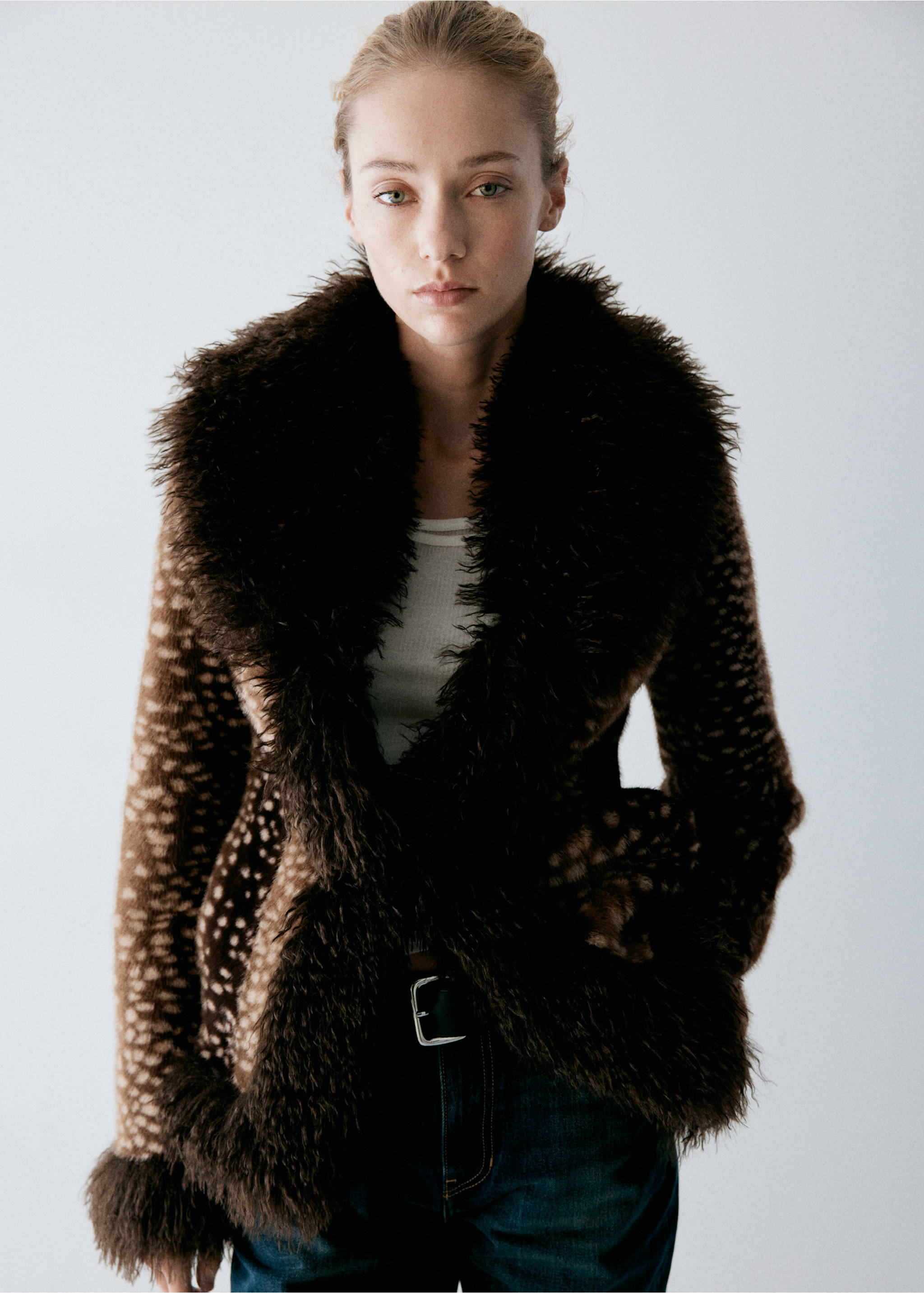 Spotted brown faux-fur jacket with fluffy dark collar and cuffs., Chocolate. Ref: 37068274-00.
