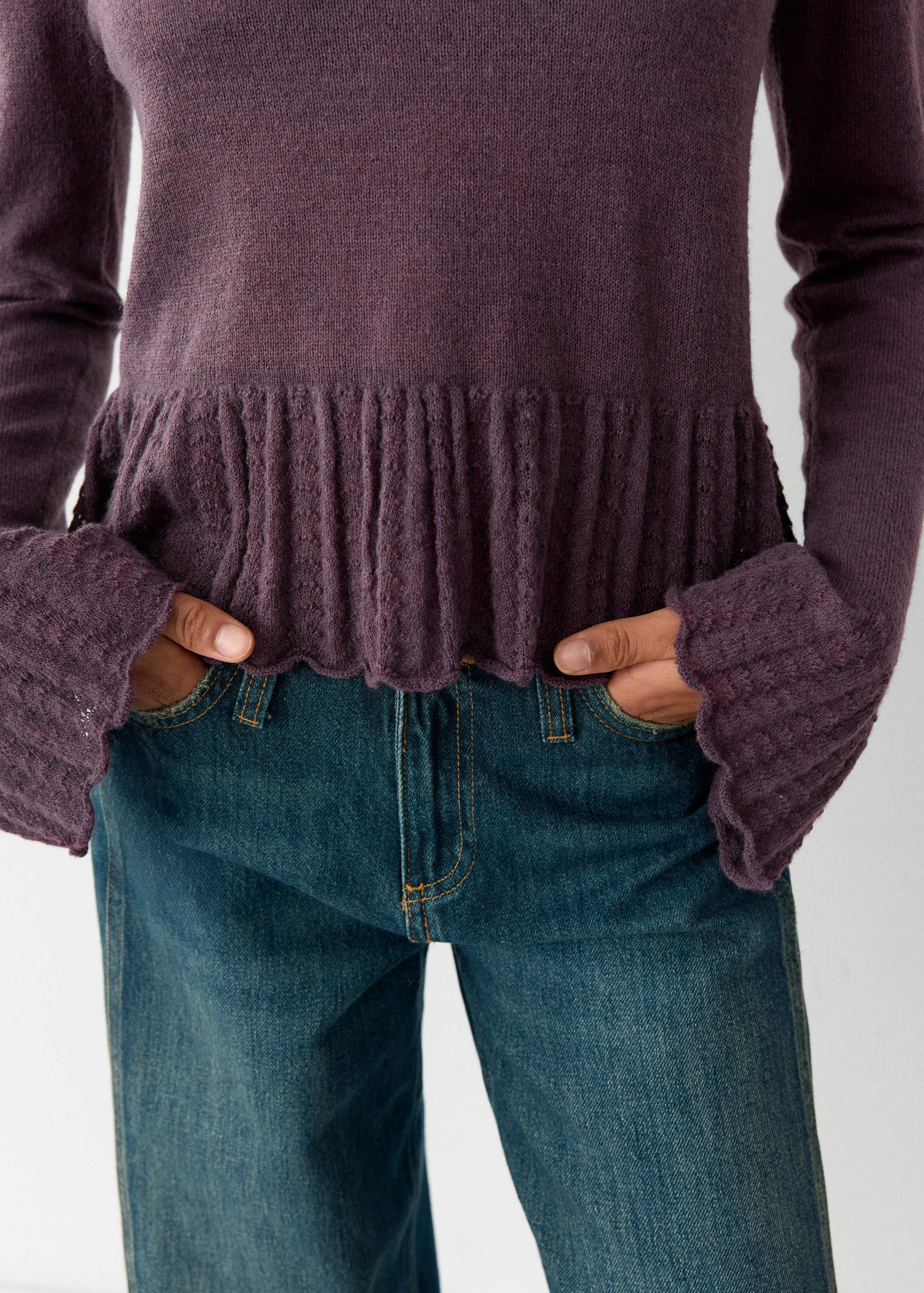 Pullover mit Rüschendetail - Detail des Artikels 3