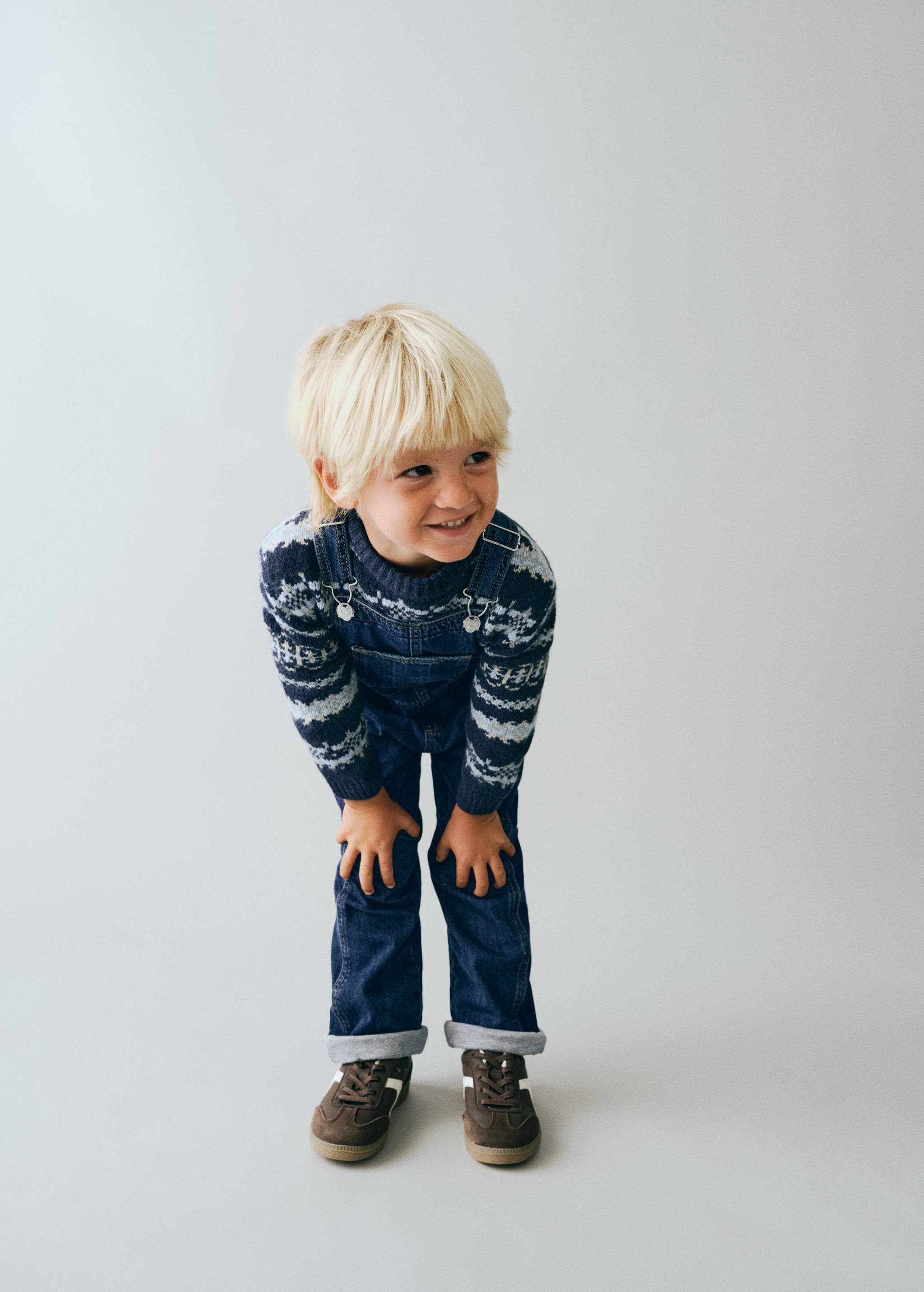 Chunky knit jersey with border detailing - General plane