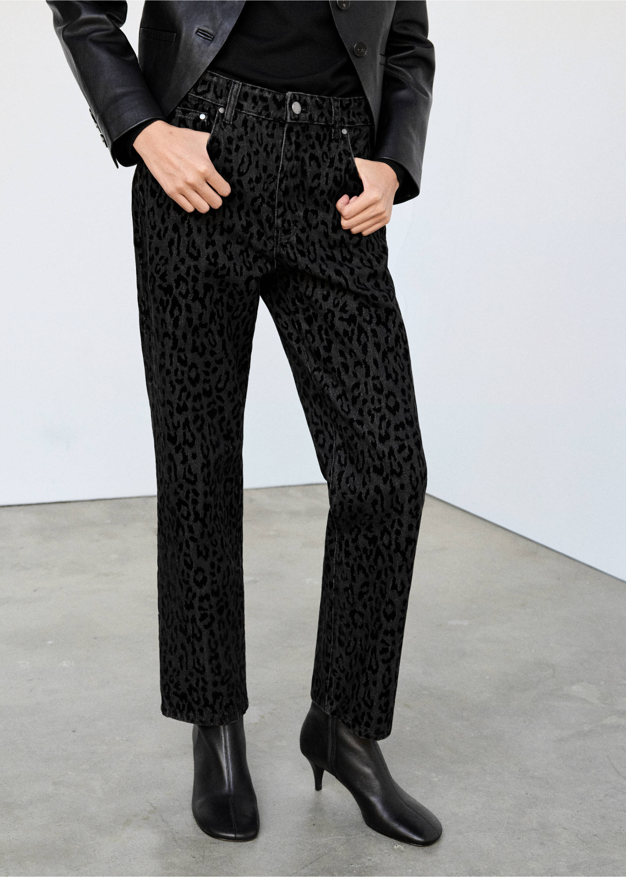 Black leopard-print straight-leg denim trousers, Denim Grey. Ref: 37068285-00.