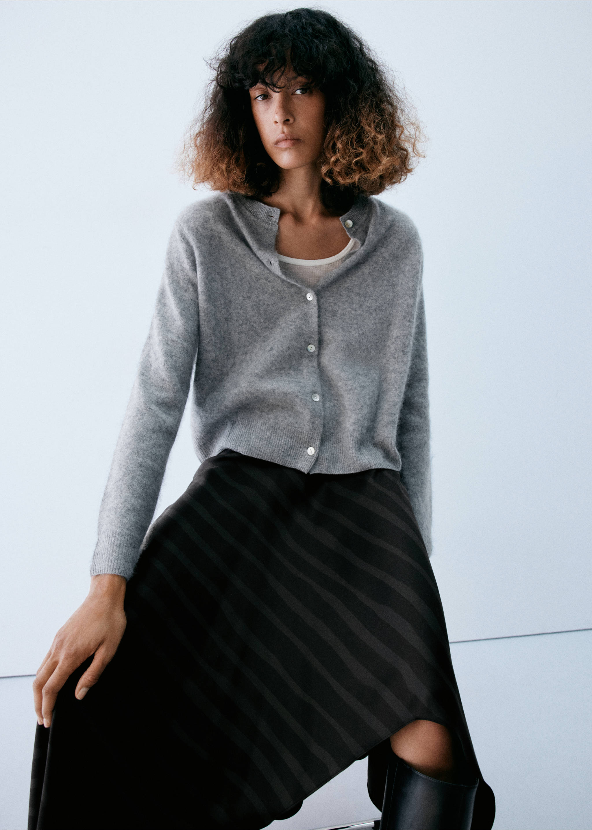 Asymmetric striped lyocell skirt - Details of the article 1, Grey. Ref: 37068287-00.