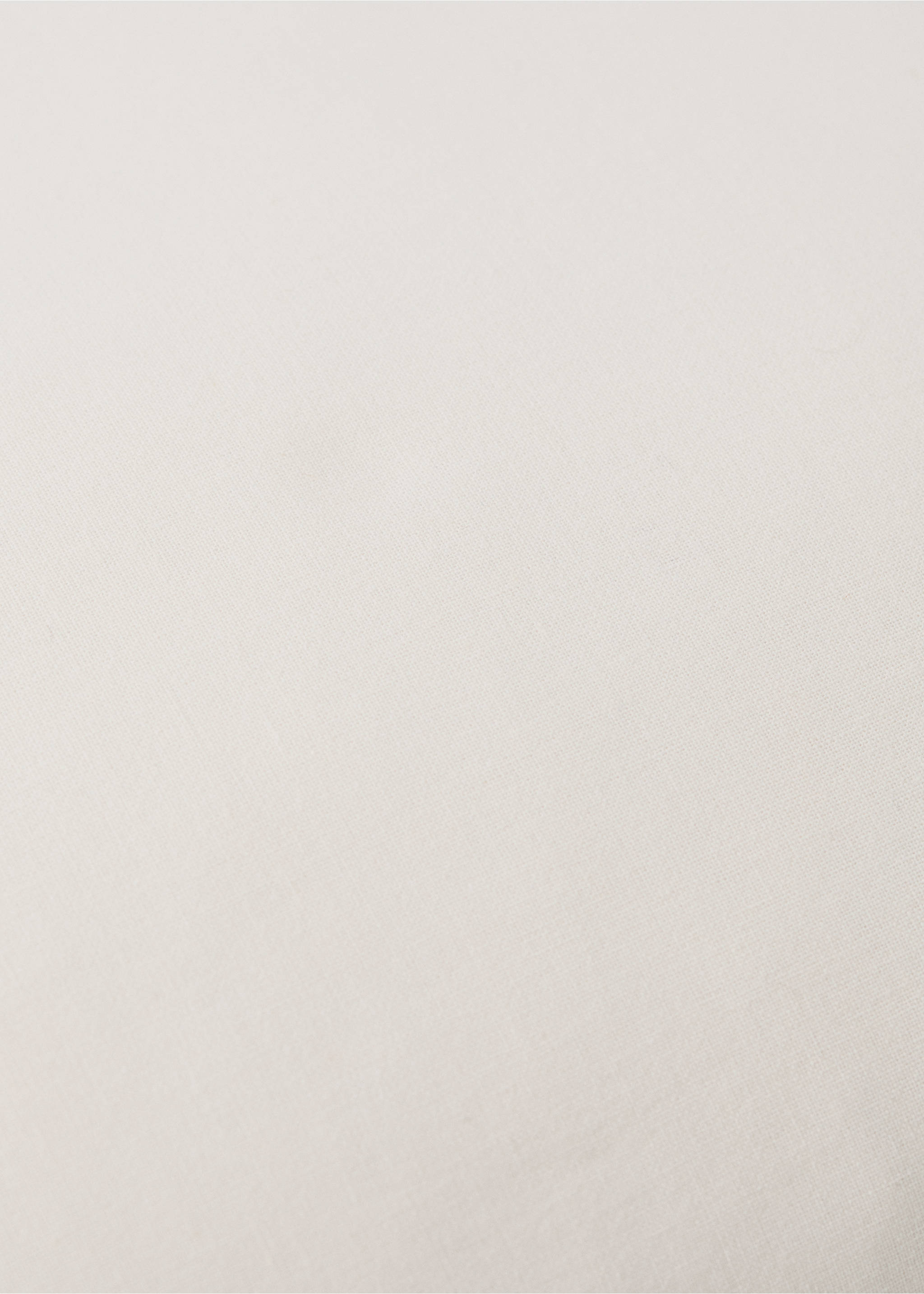 Cot pillowcase fabric detail in a light neutral tone., Red. Ref: 37068638-00.