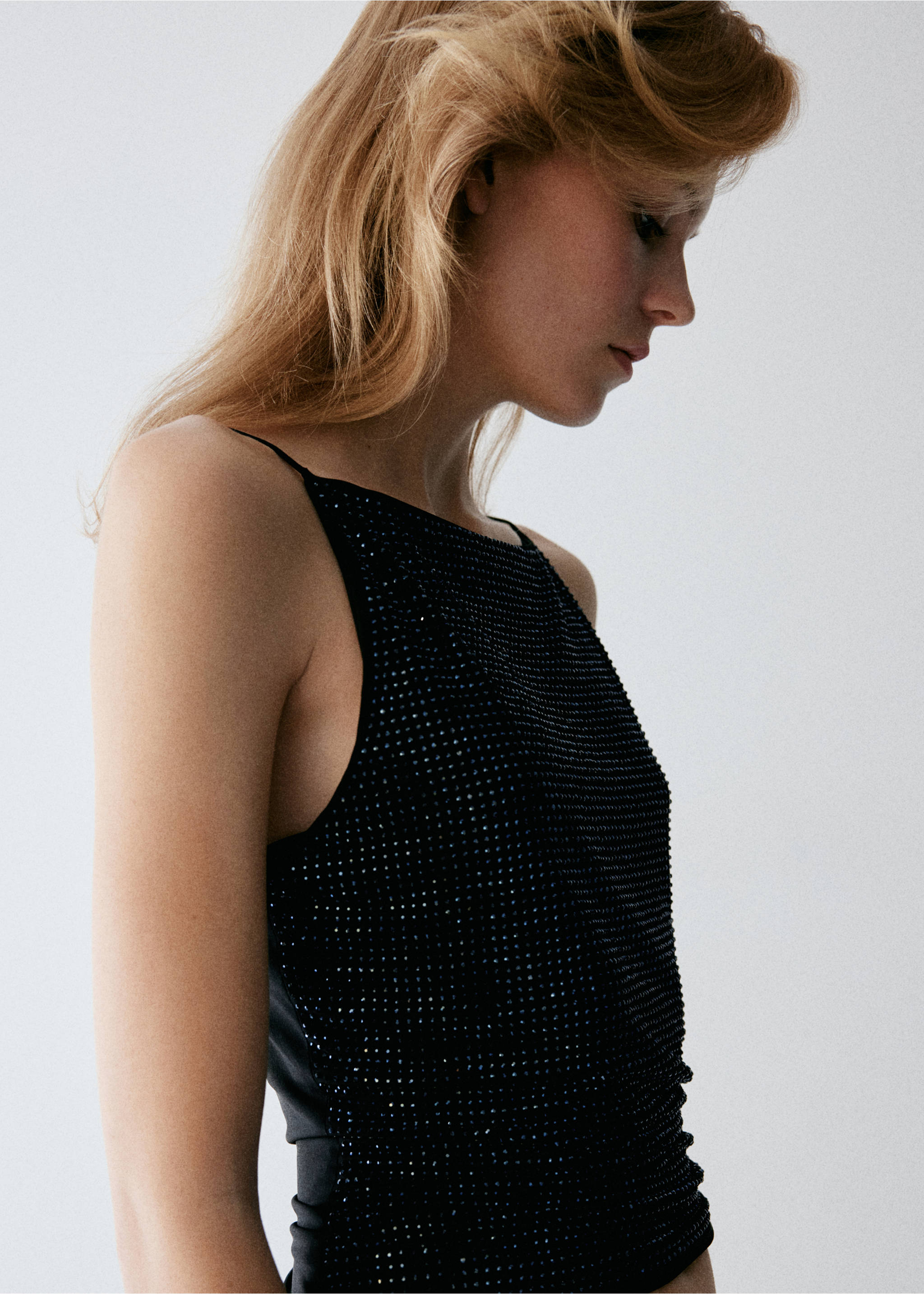 Black sequined sleeveless top with thin straps and a straight neckline., Black. Ref: 37069119-00.