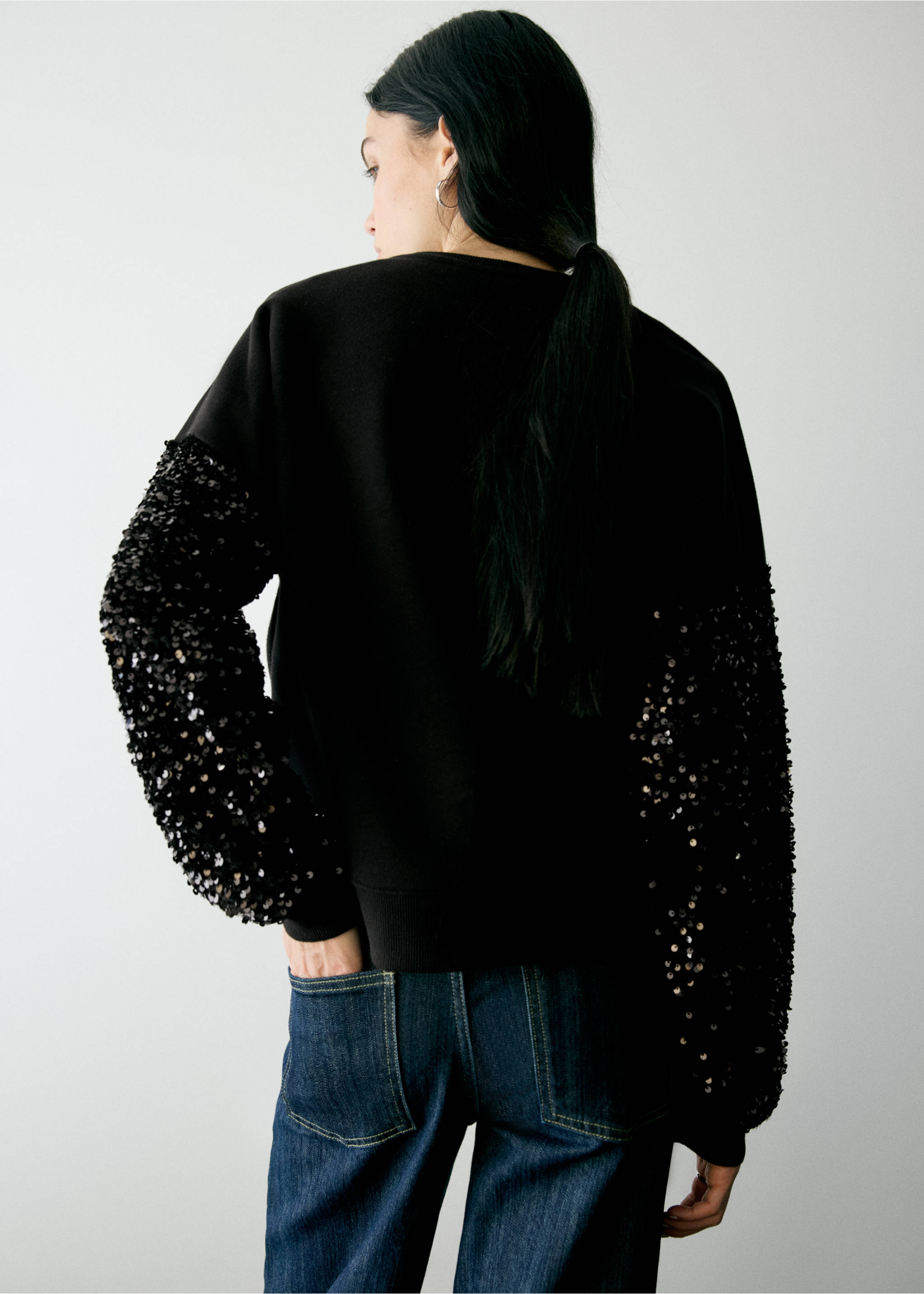 Sequin sleeve sweatshirt - Reverse of the article, Black. Ref: 37069220-00.