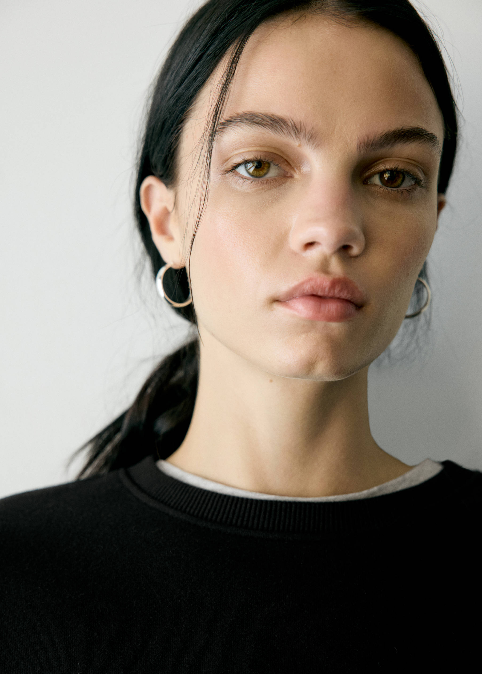 Sequin sleeve sweatshirt - Details of the article 1