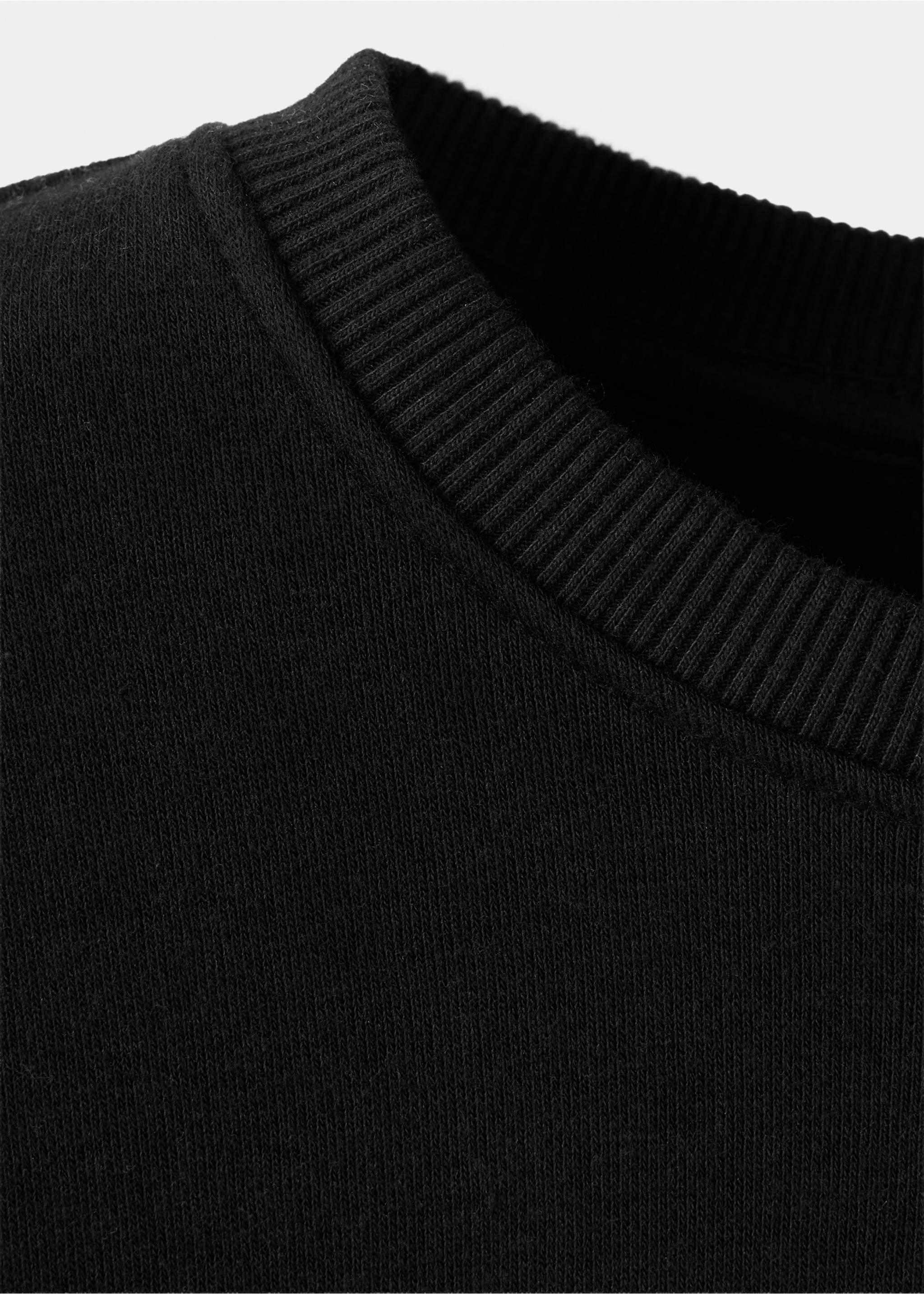 Close-up of a black sweatshirt showing the ribbed crew neckline., Black. Ref: 37069220-00.