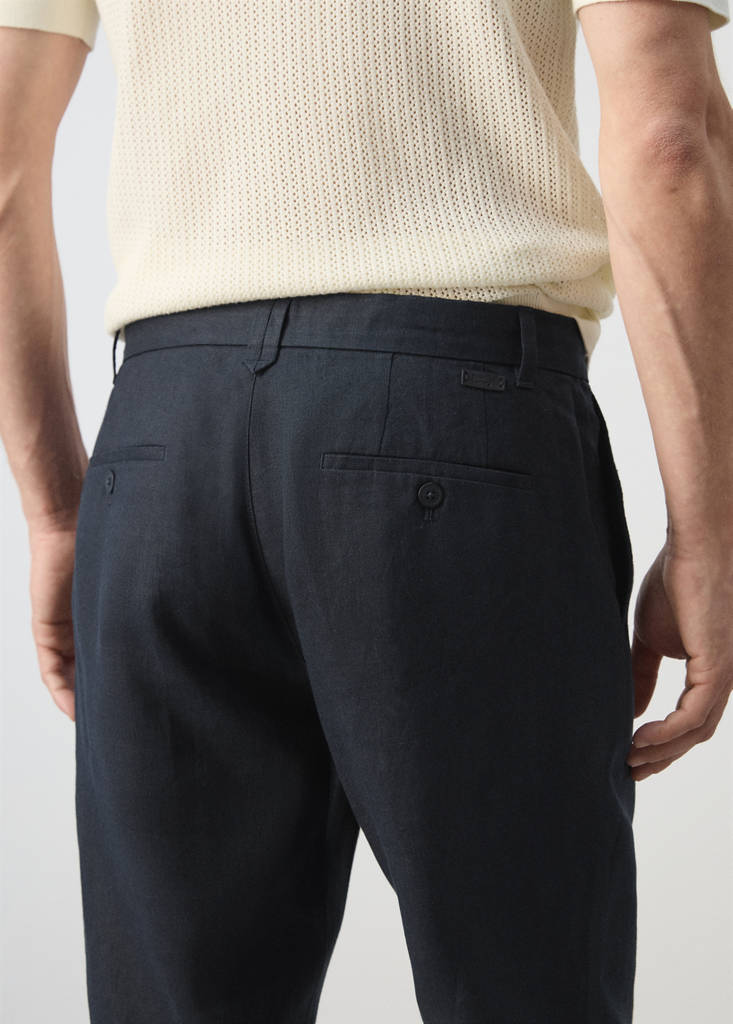 Slim-fit 100% linen trousers — Navy