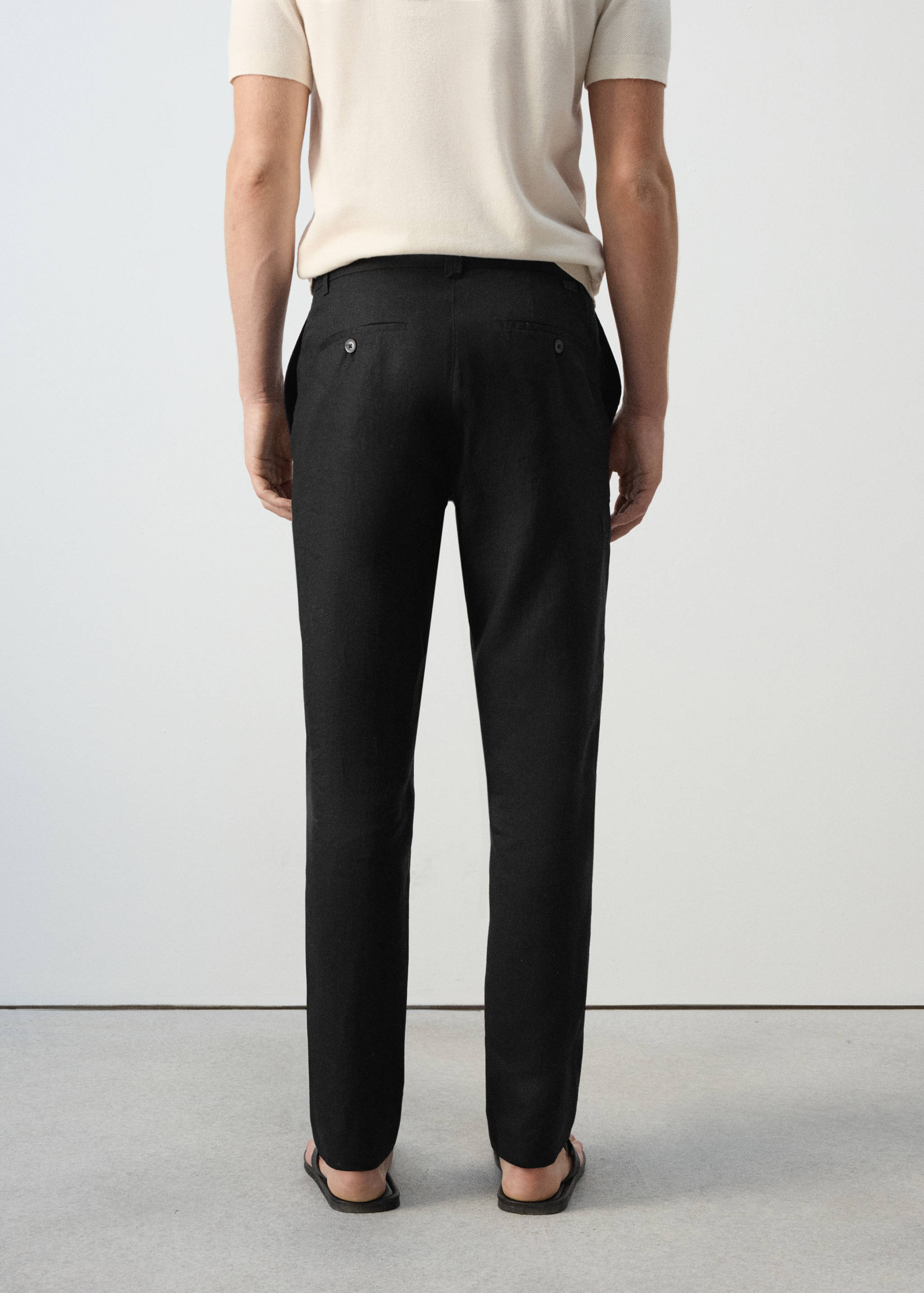 Slim-fit 100% linen trousers - Reverse of the article