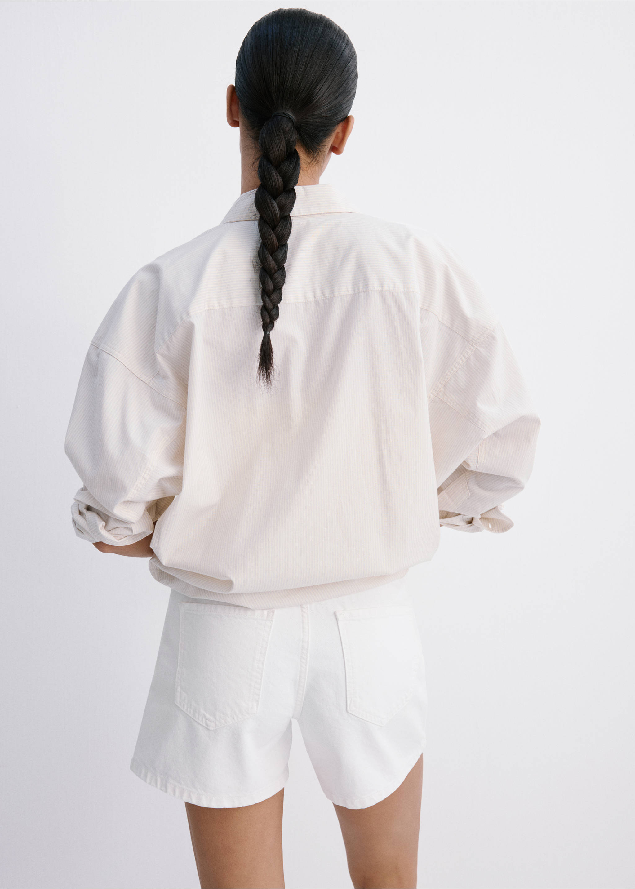 Denim shorts with frayed hem - Reverse of the article, White. Ref: 37071335-00.