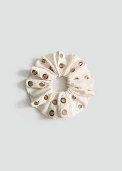 Studded scrunchie — Ecru 1