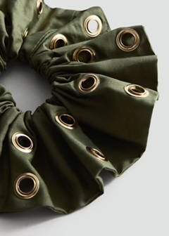 Studded scrunchie — Khaki 2