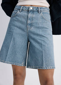 Straight-fit denim bermuda shorts — Medium Blue 1