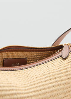 Textured shoulder bag — Leather 5