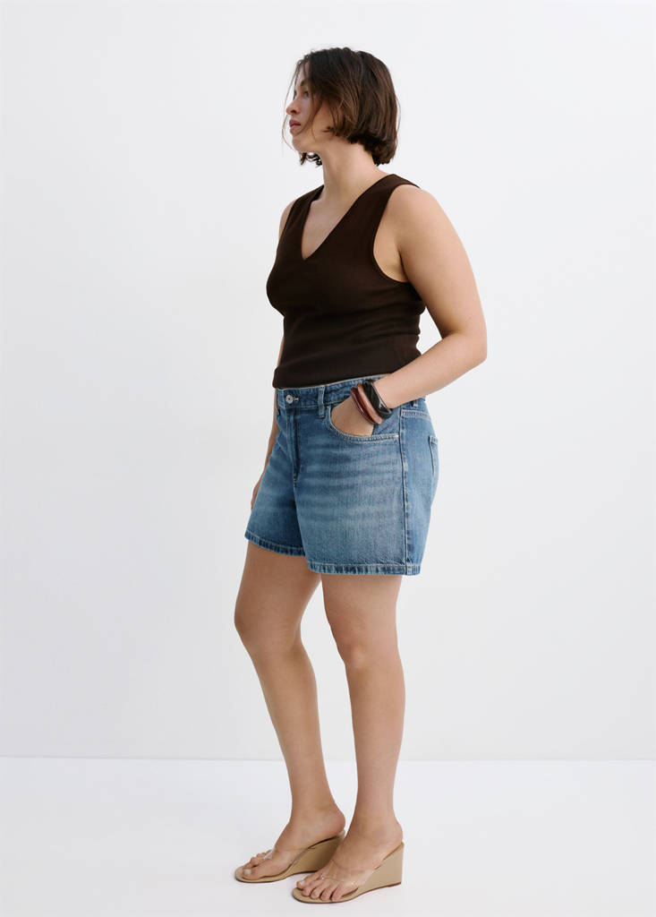 Straight-fit denim shorts — Medium Blue