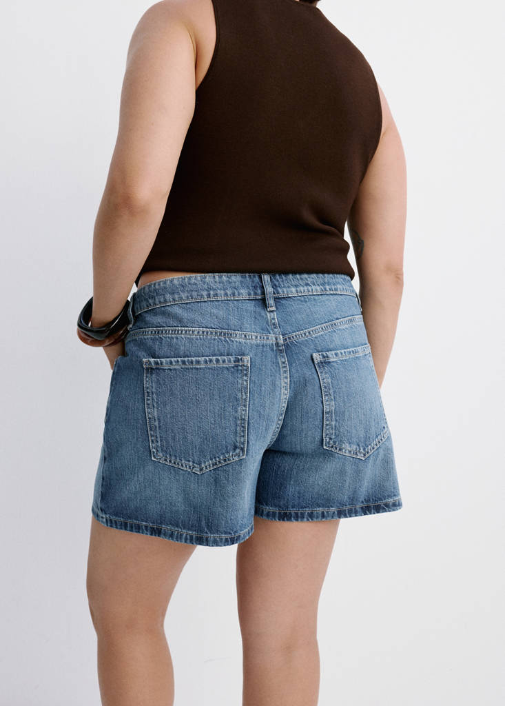 Straight-fit denim shorts — Medium Blue