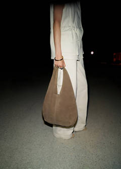 Suede drawstring bag — Light/Pastel Brown 2