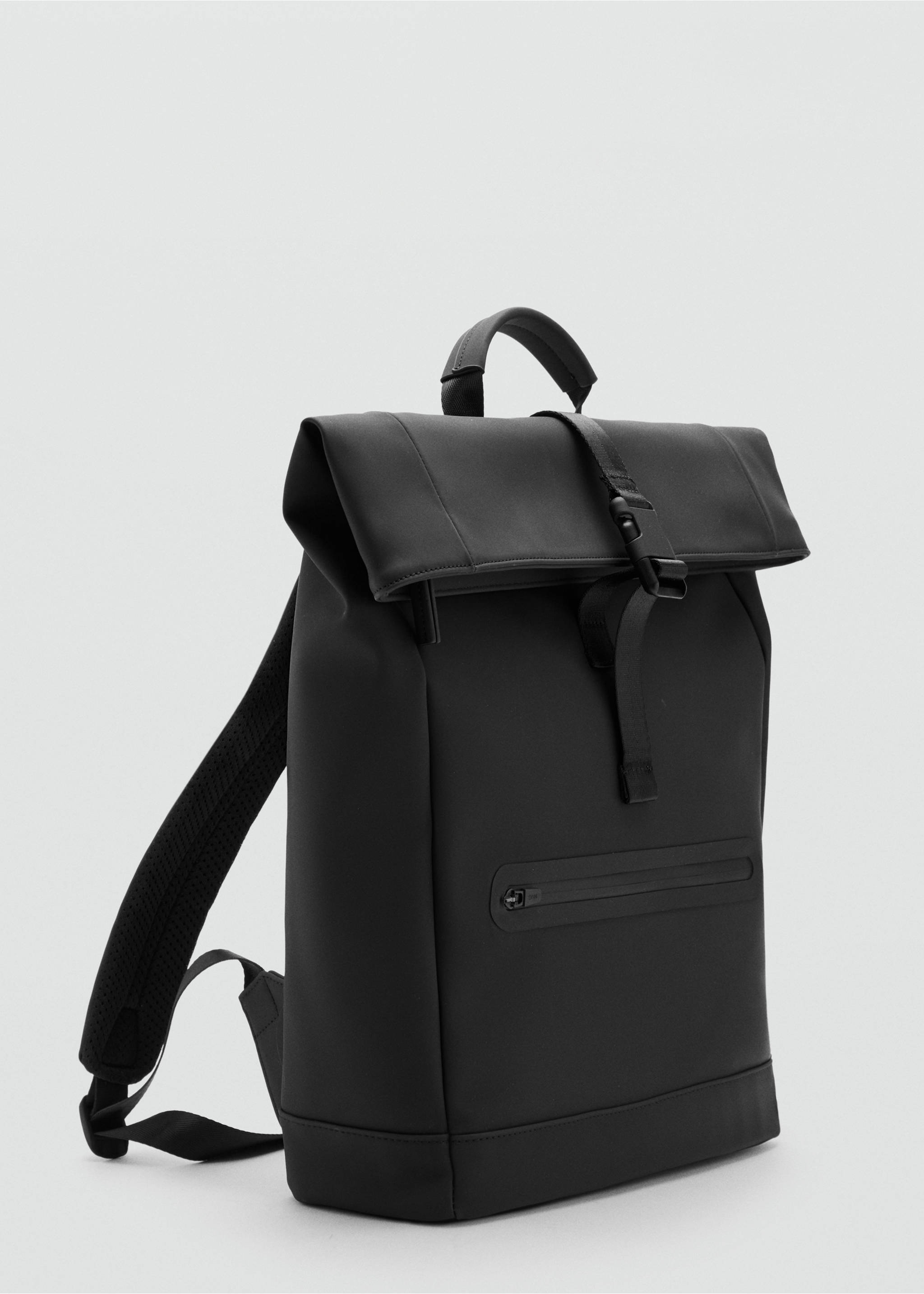 Rubberized backpack with flap closure - Medium plane, Black. Ref: 37071353-00.