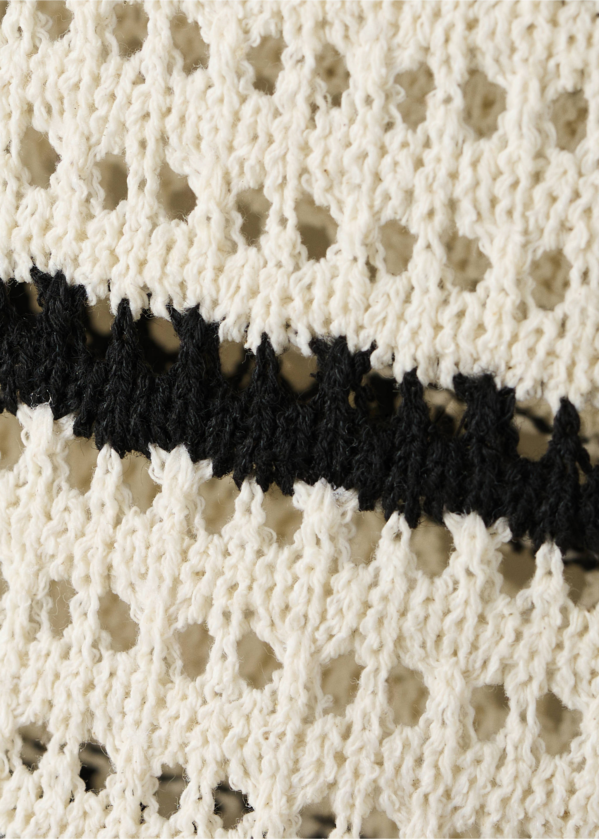 Striped crochet shorts - Details of the article 0, Off White. Ref: 37071358-00.
