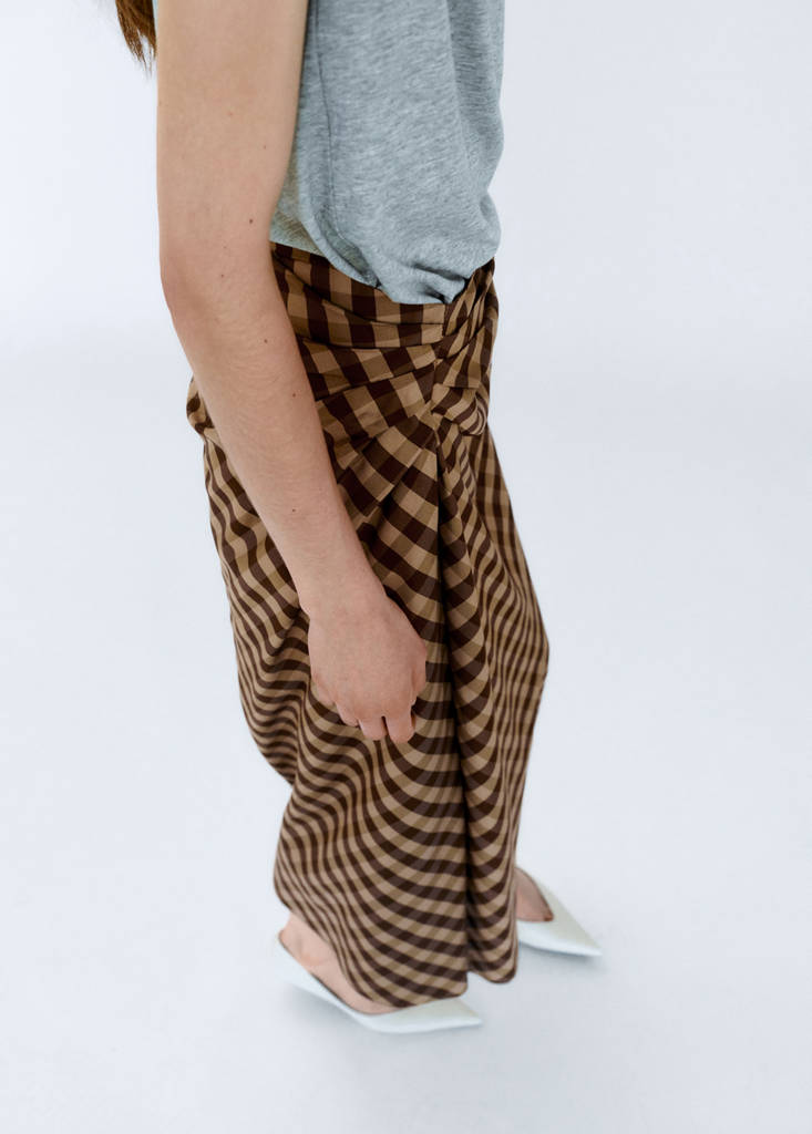 Gingham skirt with draped detail — Chocolate
