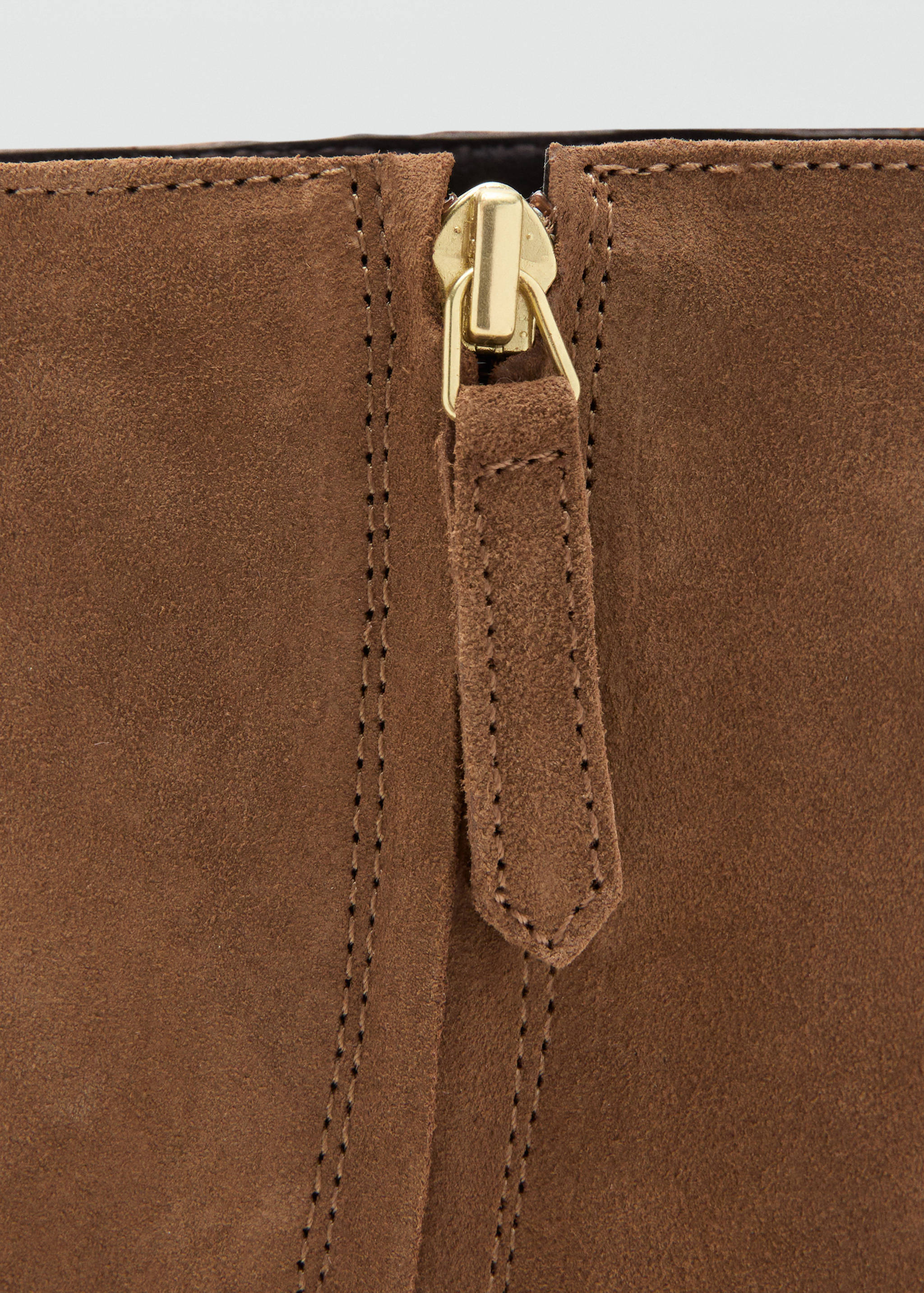 Heel suede ankle boot - Details of the article 2