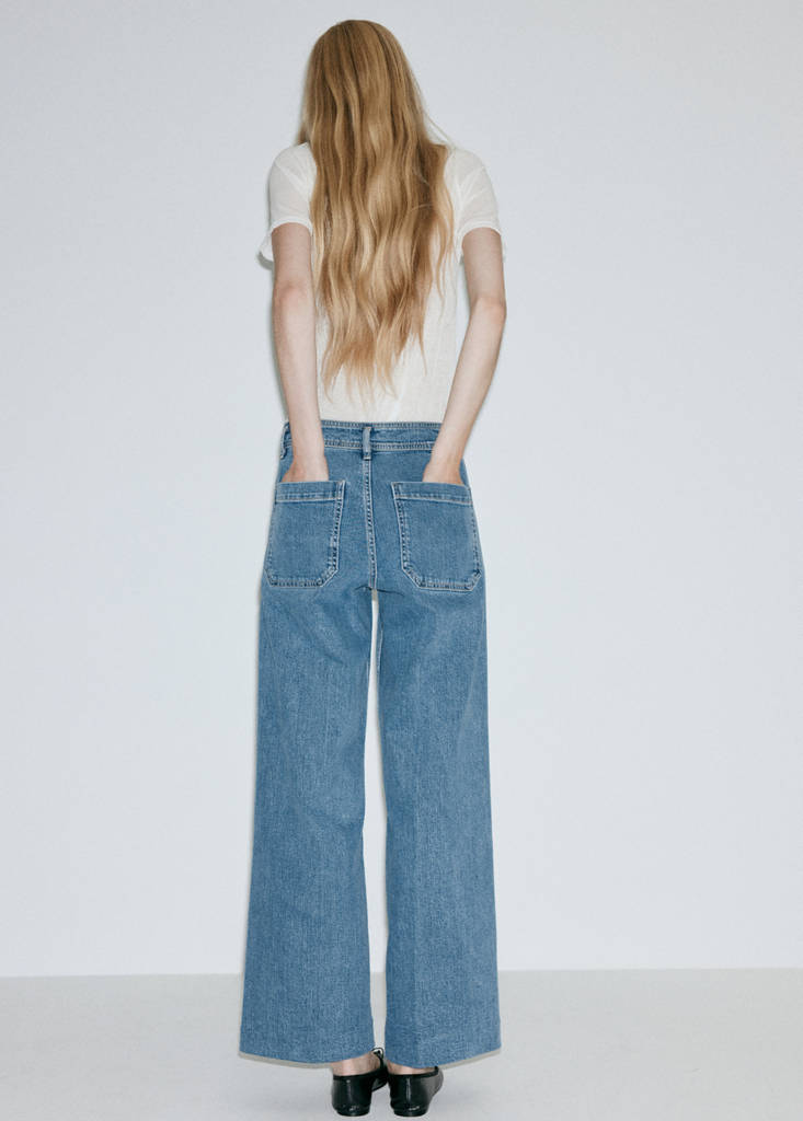 Wide-leg patch pocket jeans — Medium Blue