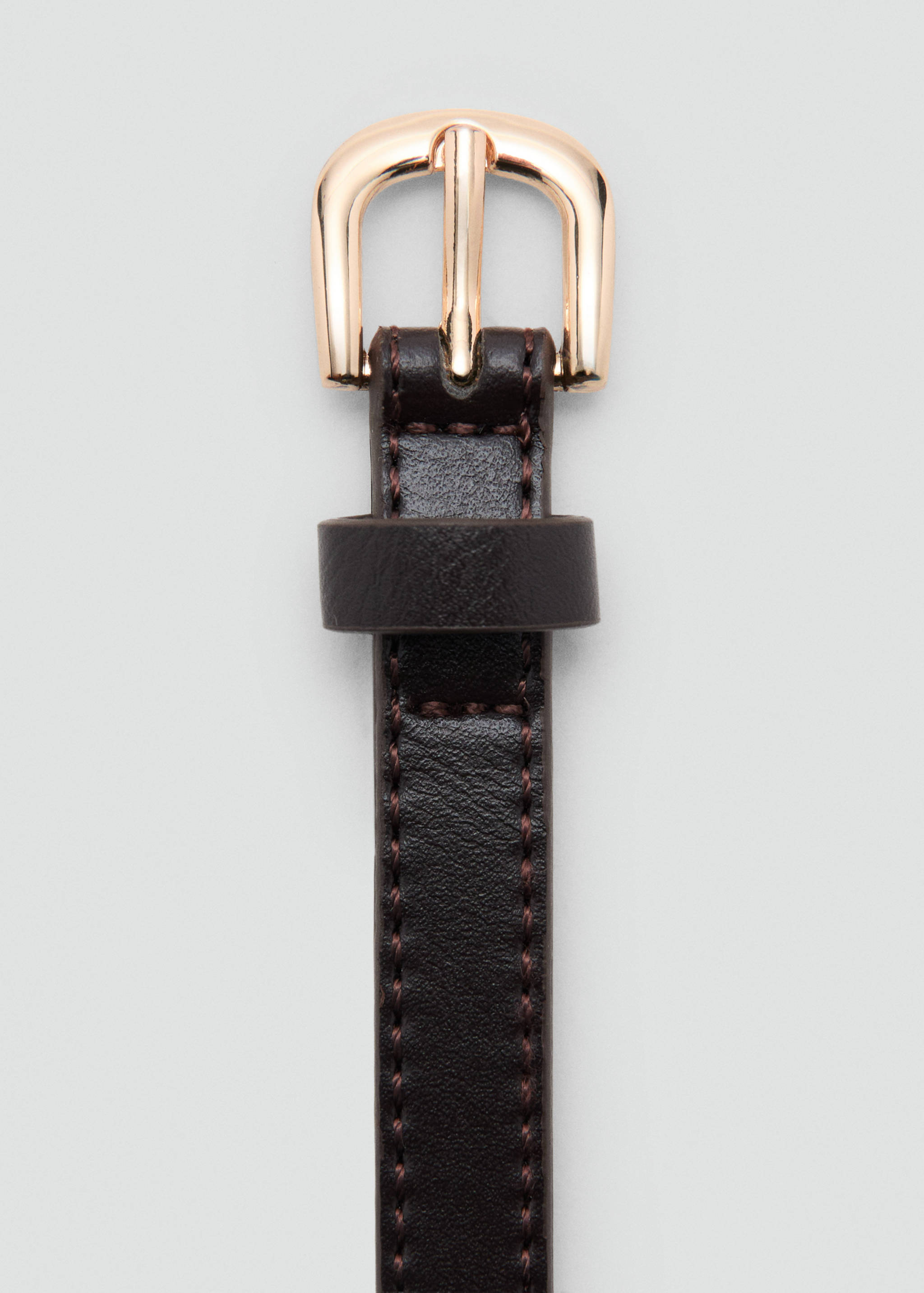 Узкий ремень с металлическими украшениями - Деталь изделия 1