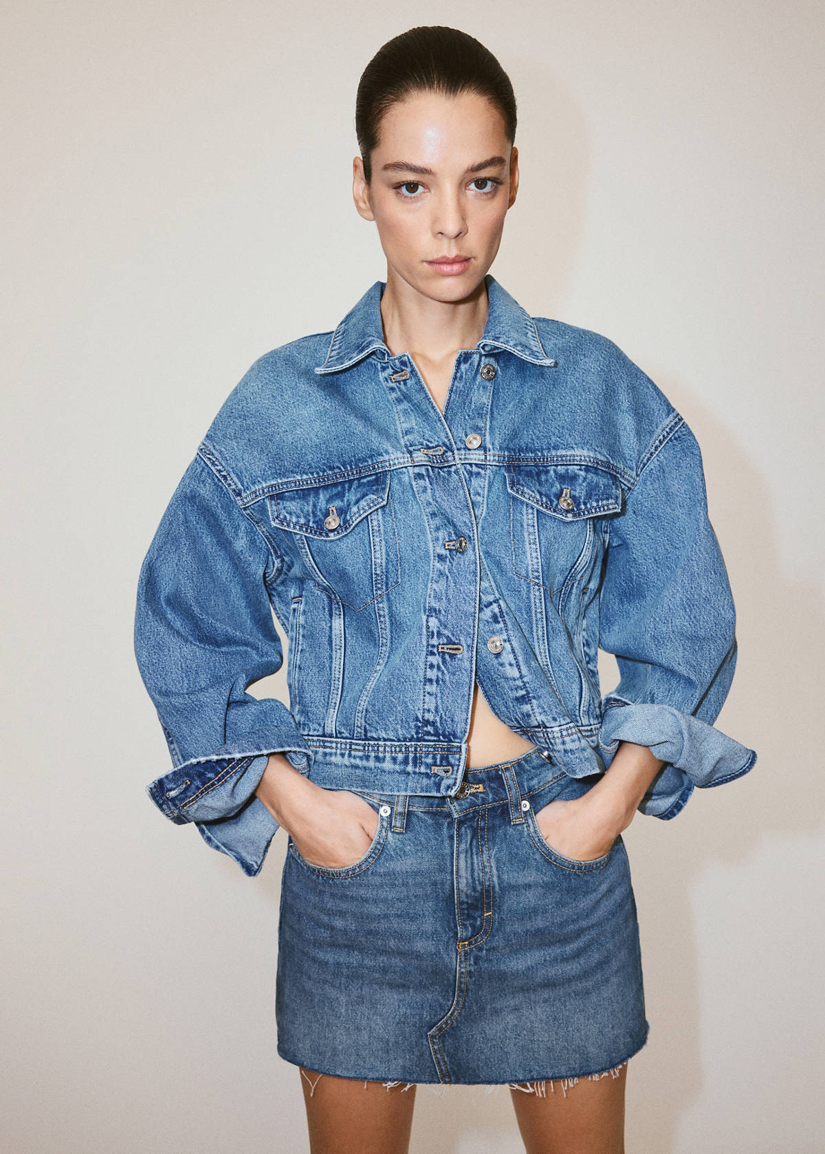 Mid-rise denim skirt — Medium Blue