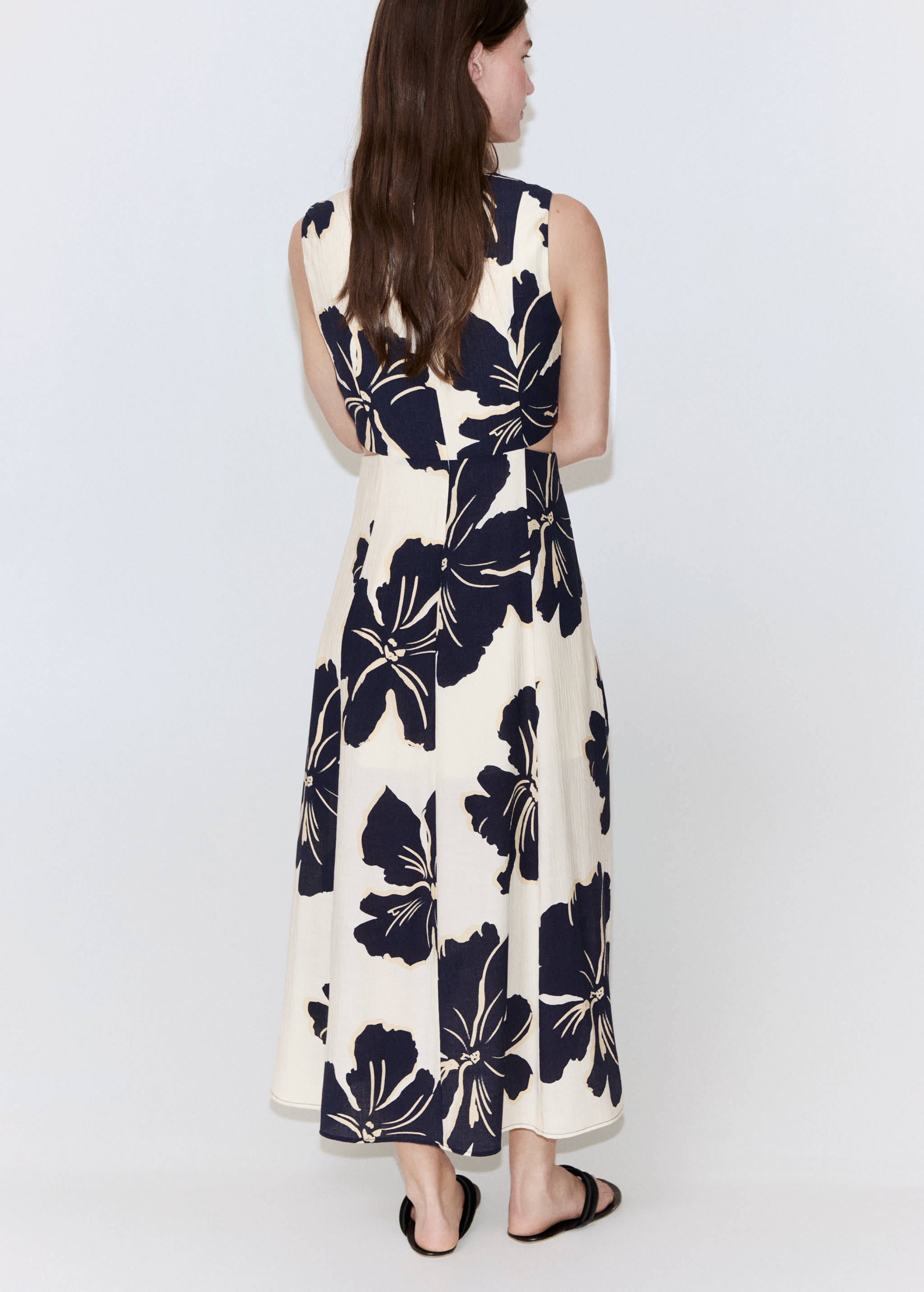 Floral print cut out dress - Reverse of the article
