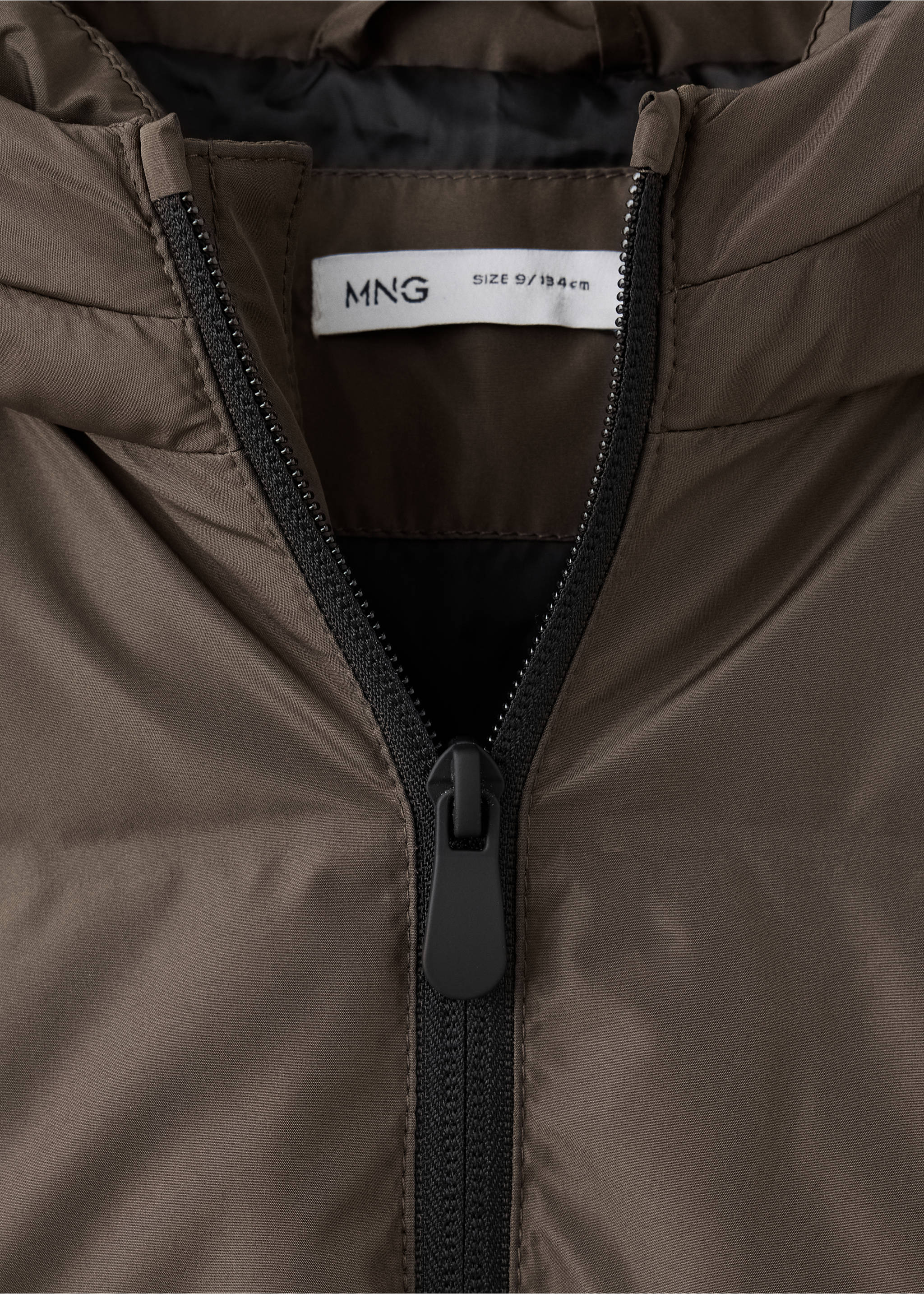 Anorak africa - Details of the article 8, Brown. Ref: 37071388-00.