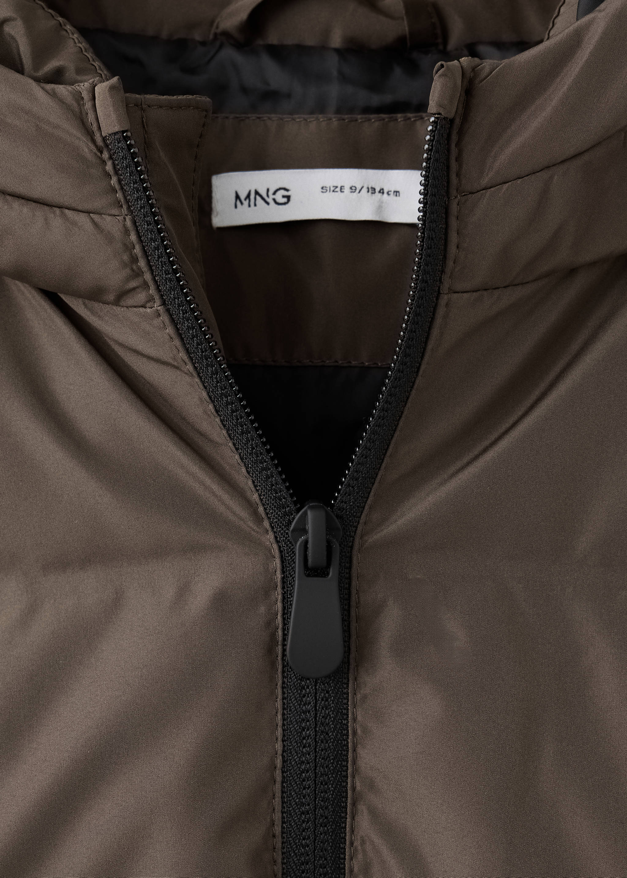 Anorak africa - Details of the article 8