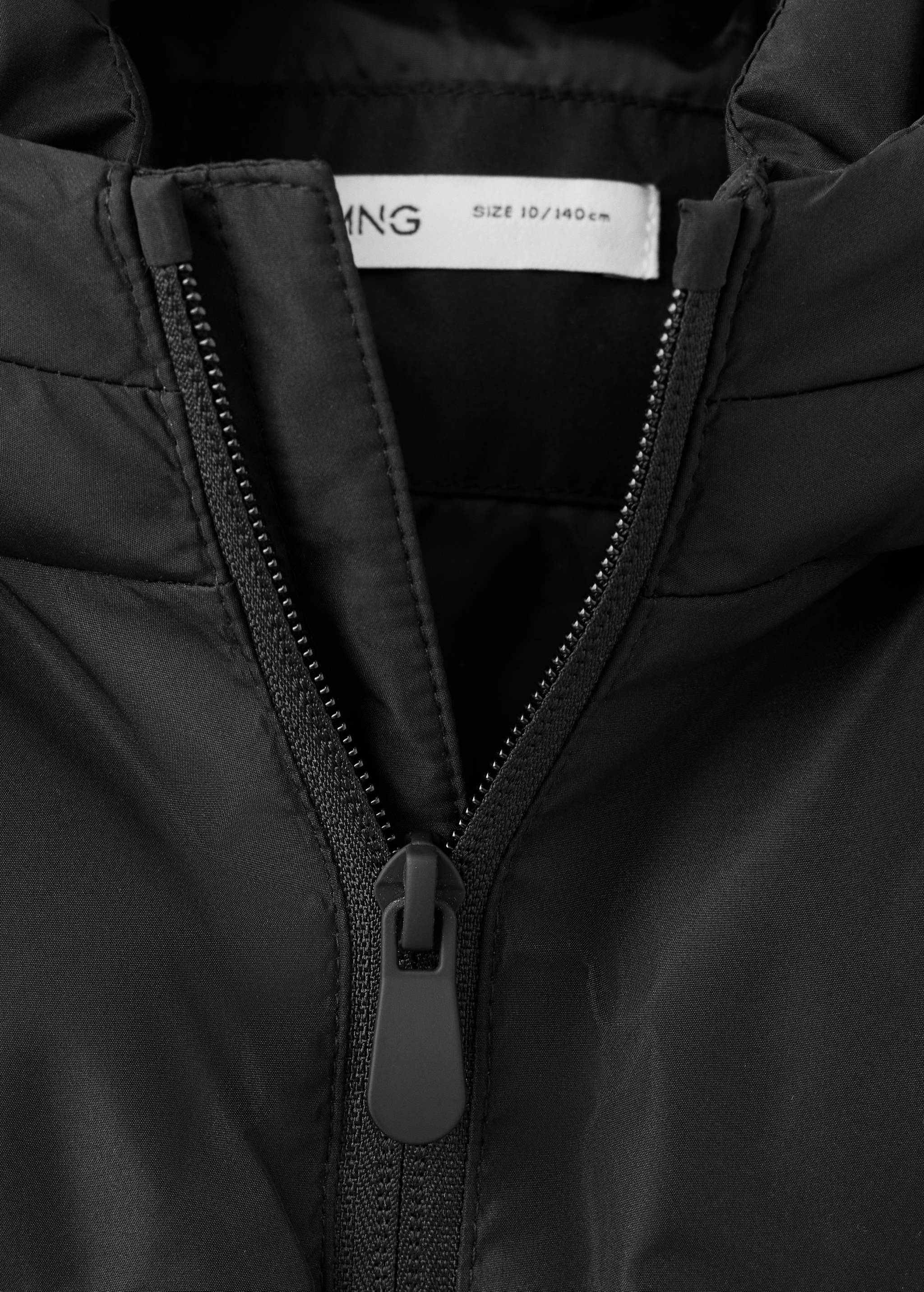 Anorak africa - Details of the article 8