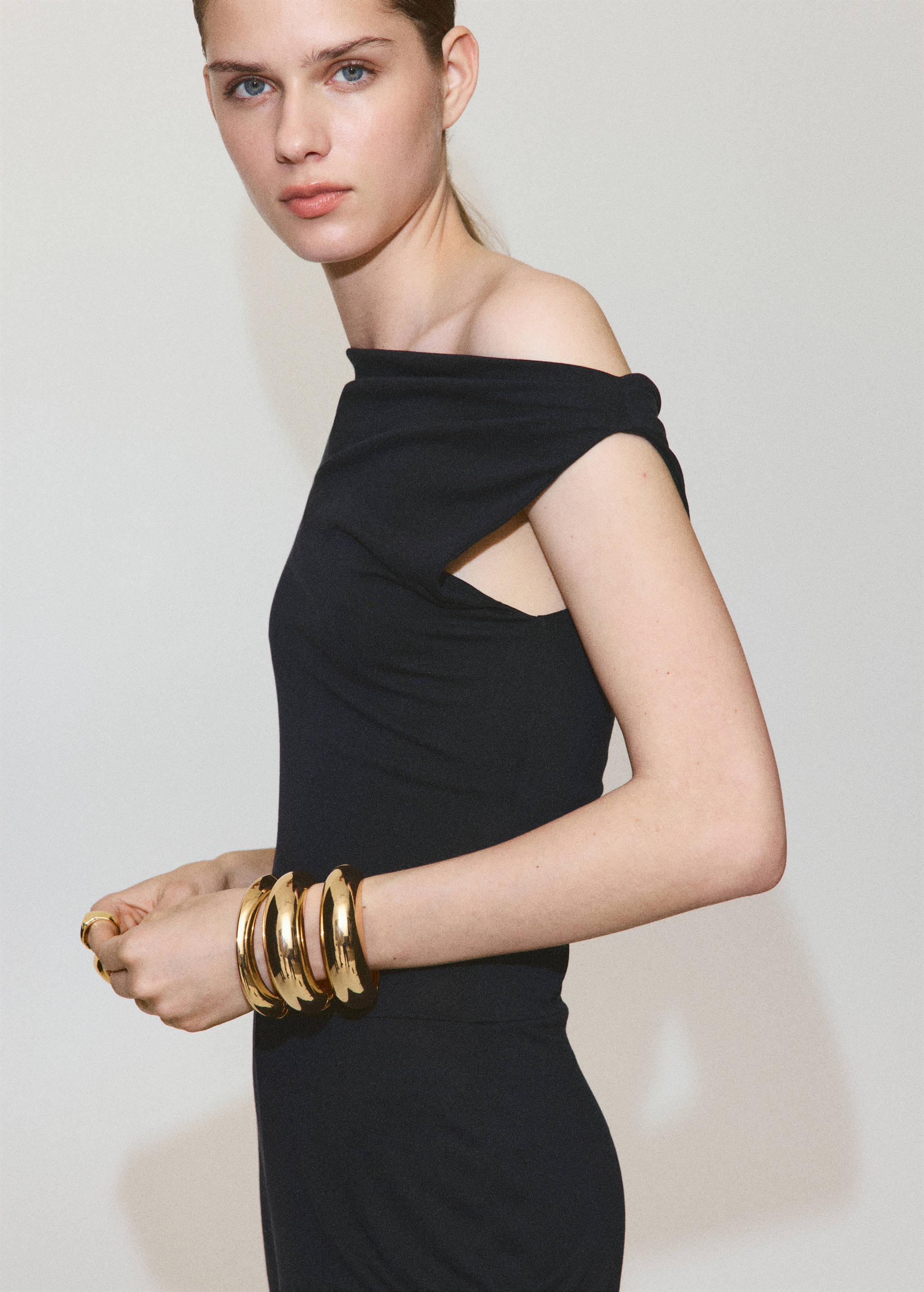 Draped asymmetrical jumpsuit - Details of the article 1
