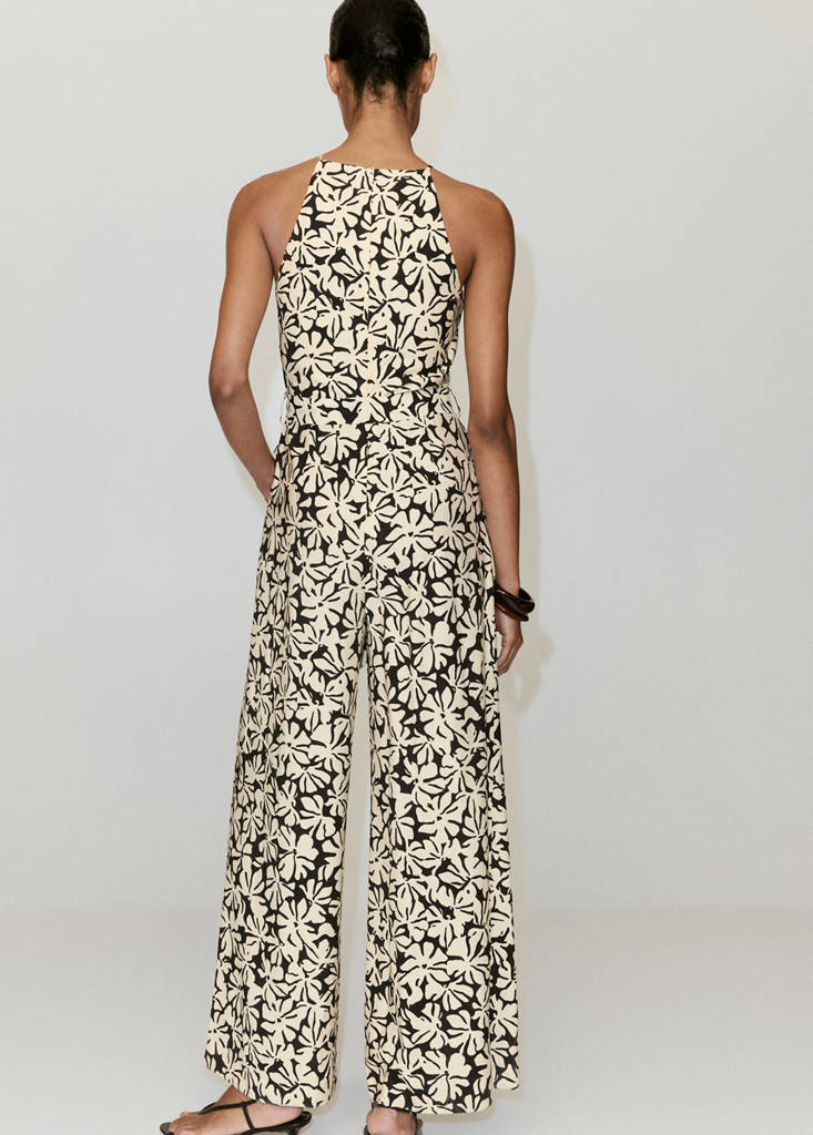 Floral print jumpsuit with belt — Black