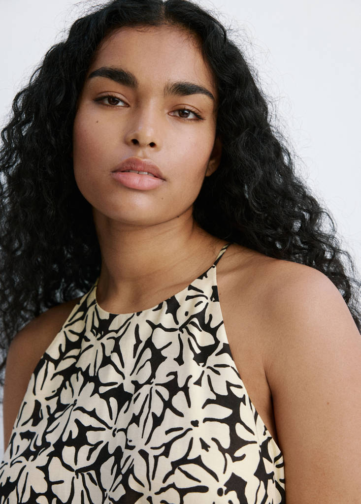 Floral print jumpsuit with belt — Black
