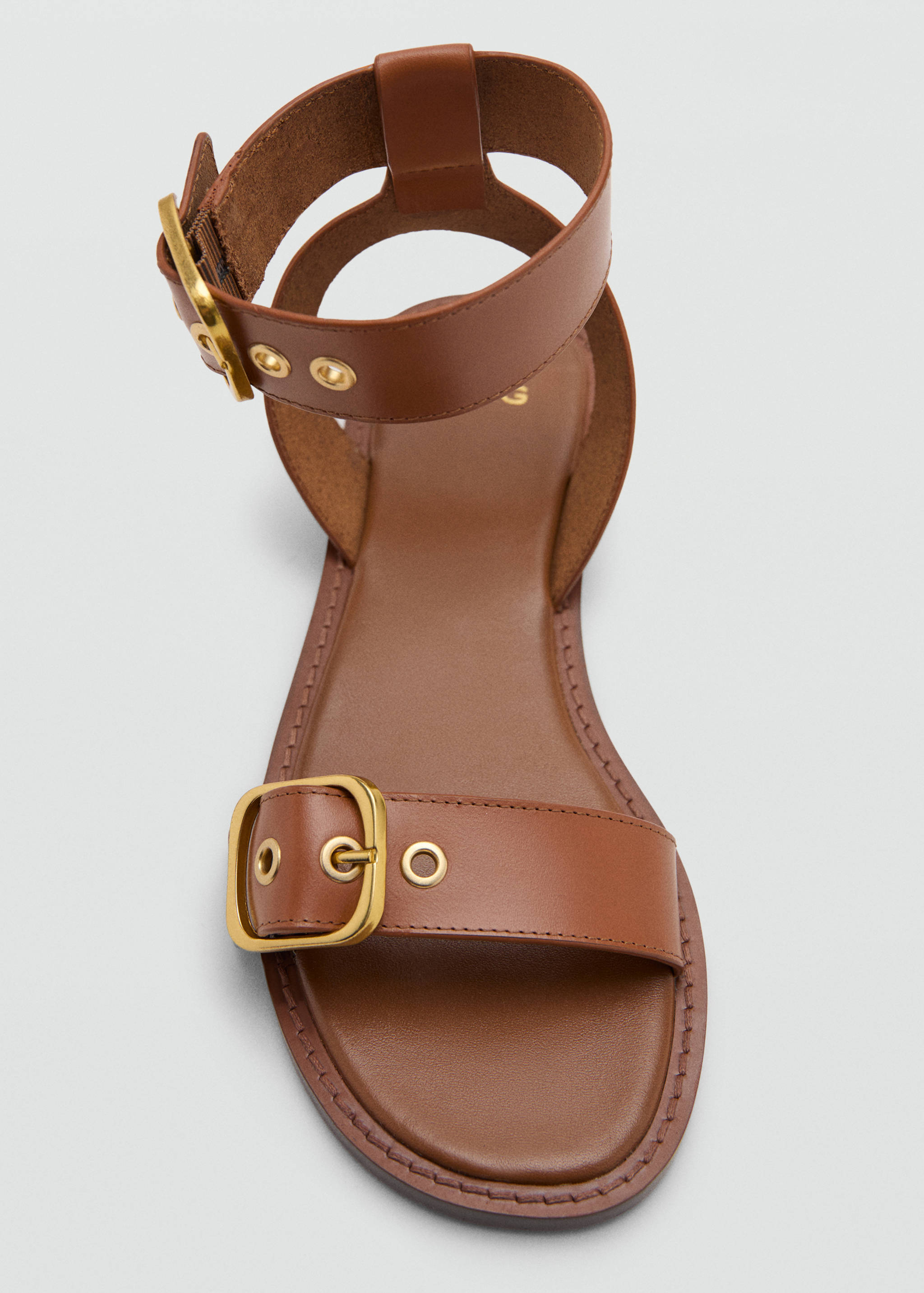 Leather strap sandals with buckles - Details of the article 2