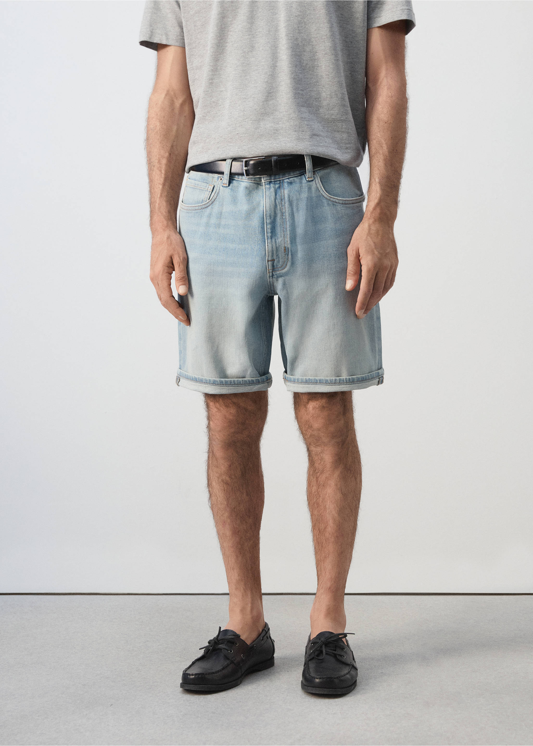 Slim-fit denim bermuda shorts - Medium plane, Light Blue. Ref: 37071411-00.