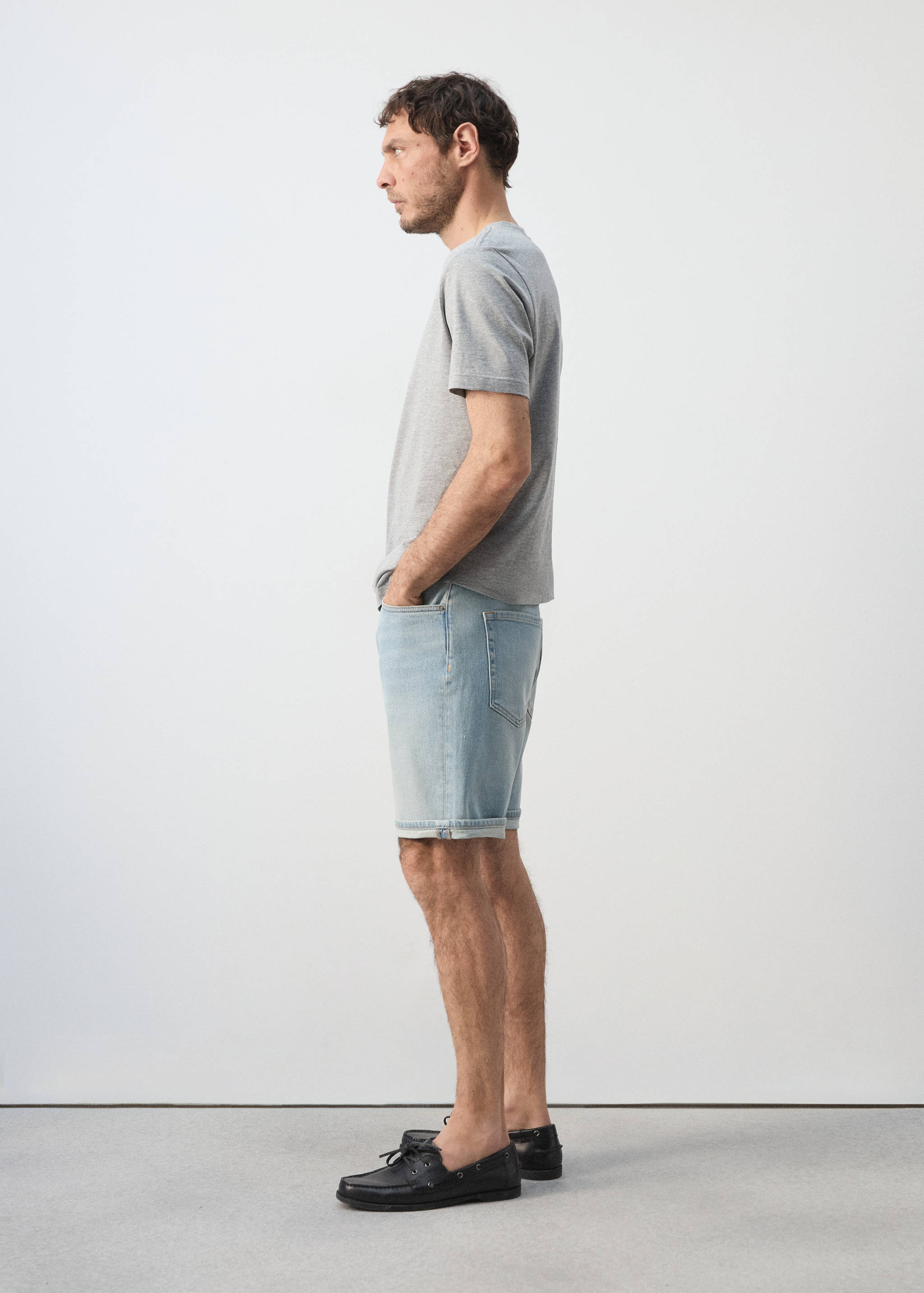 Slim-fit denim bermuda shorts - Details of the article 2