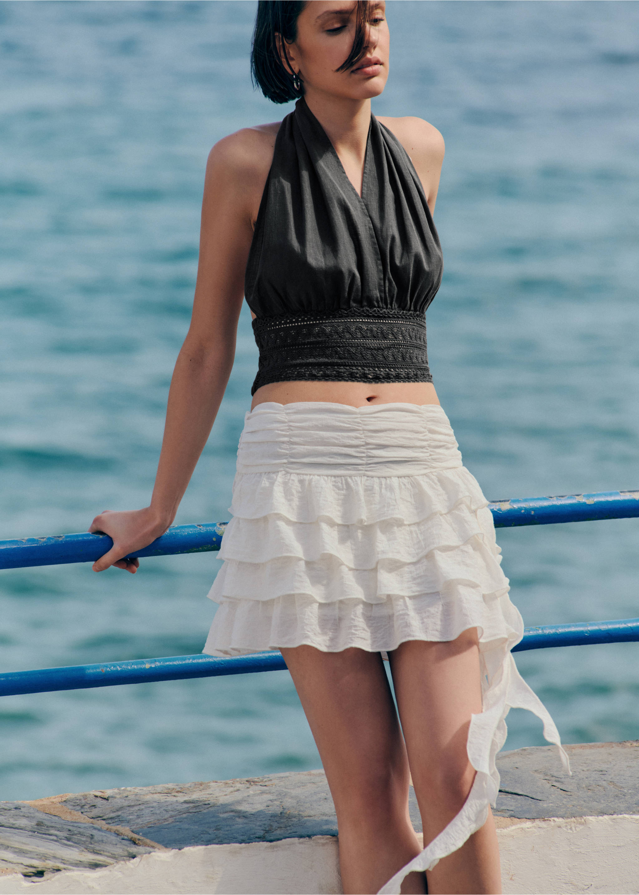 Top crop halter detalles crochet - Detalle del artículo 1, Gris antracita. Ref: 37071420-00.
