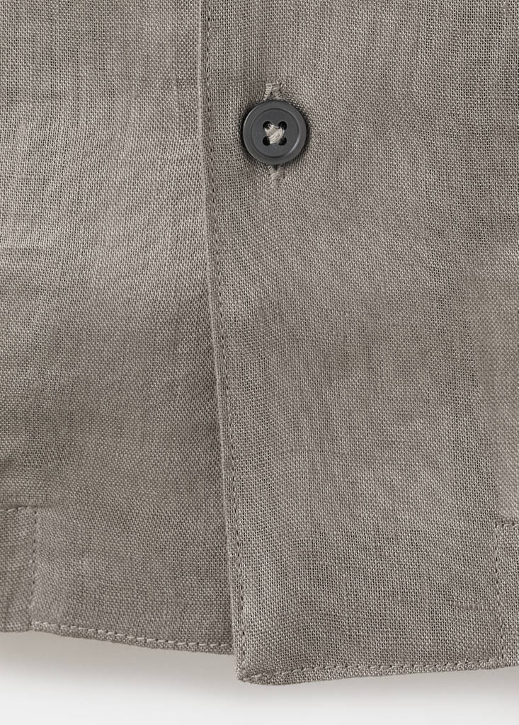 Regular-fit 100% linen shirt — Medium Brown
