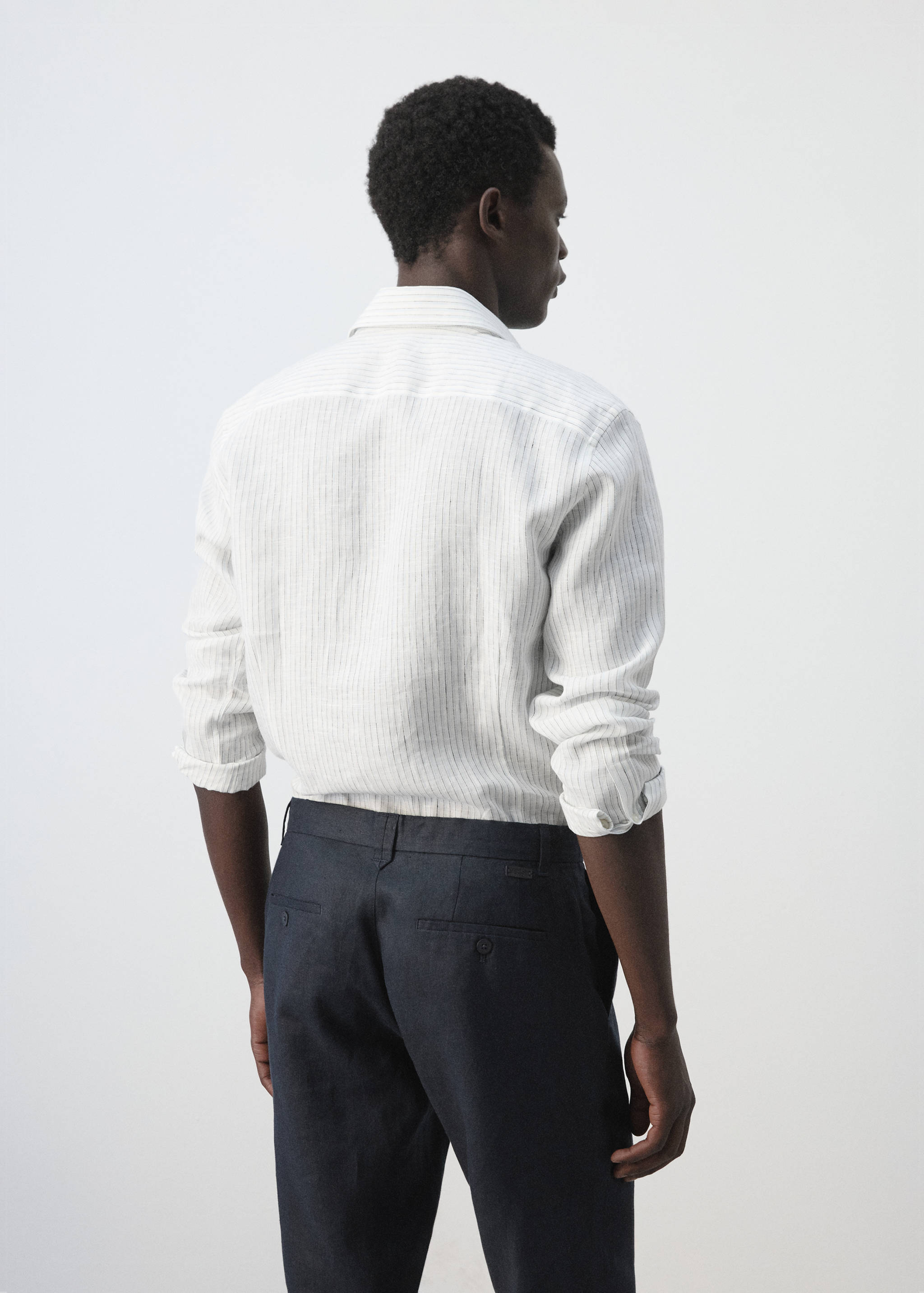 100% linnen slim-fit overhemd - Achterkant van het artikel