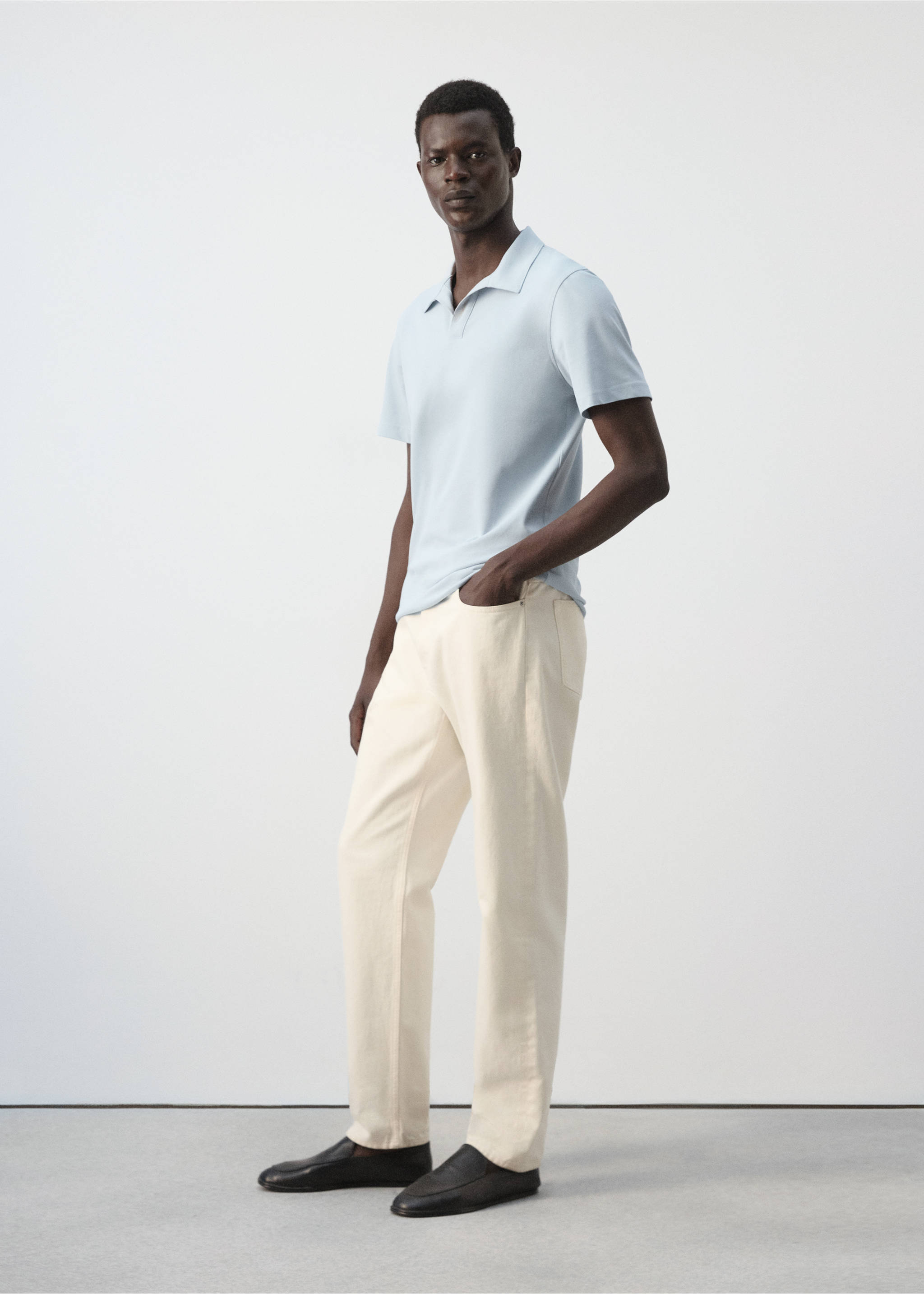 Polo piqué slim fit - Detall de l'article 2, Blau cel. Ref: 37071433-00.