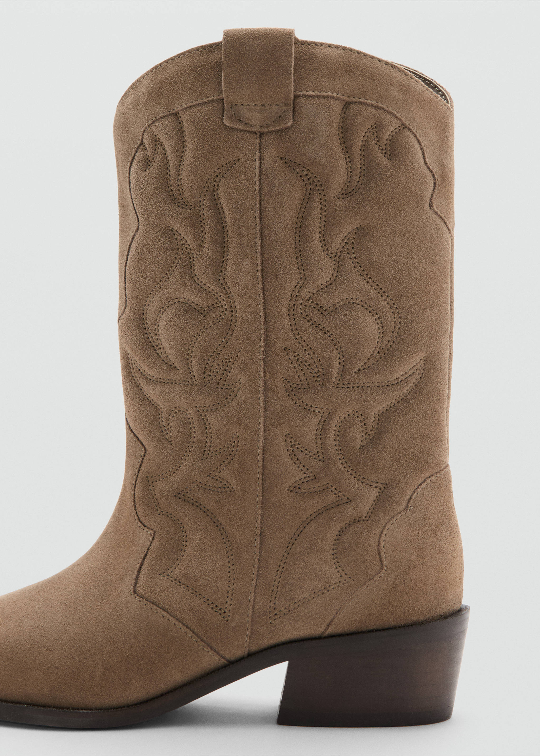Cowboy leather ankle boots with embroidered details - Details of the article 1, Sand. Ref: 37071435-00.