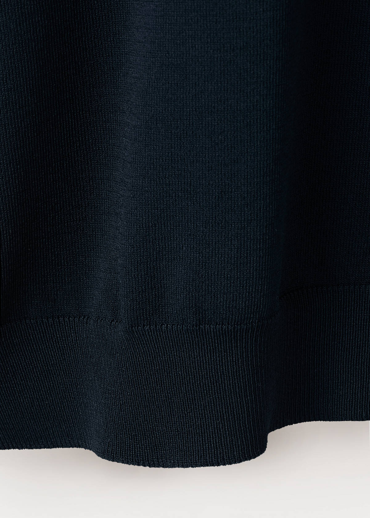 Knitted polo shirt with zip — Navy