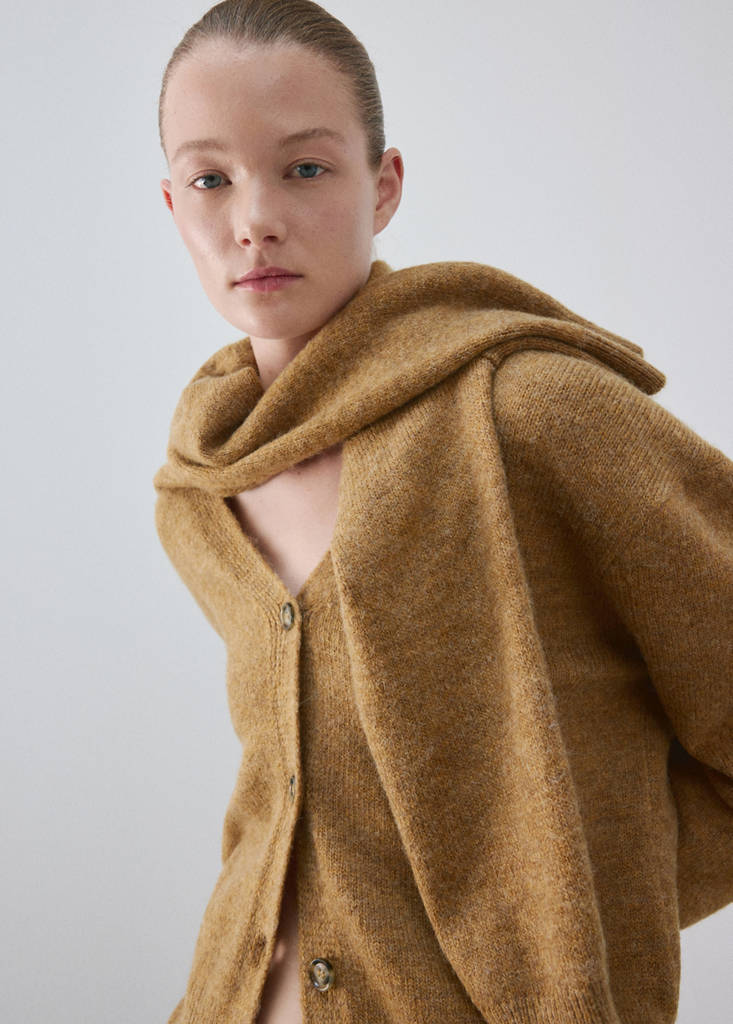 V-neck knitted cardigan — Brown