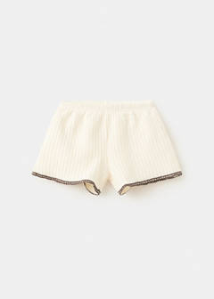 Crochet shorts with embroidered detail — Ecru 2